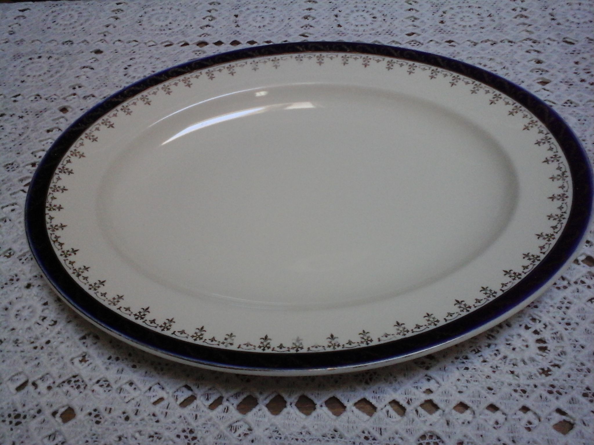 Plat ovale bleu roi Alfred Meakin