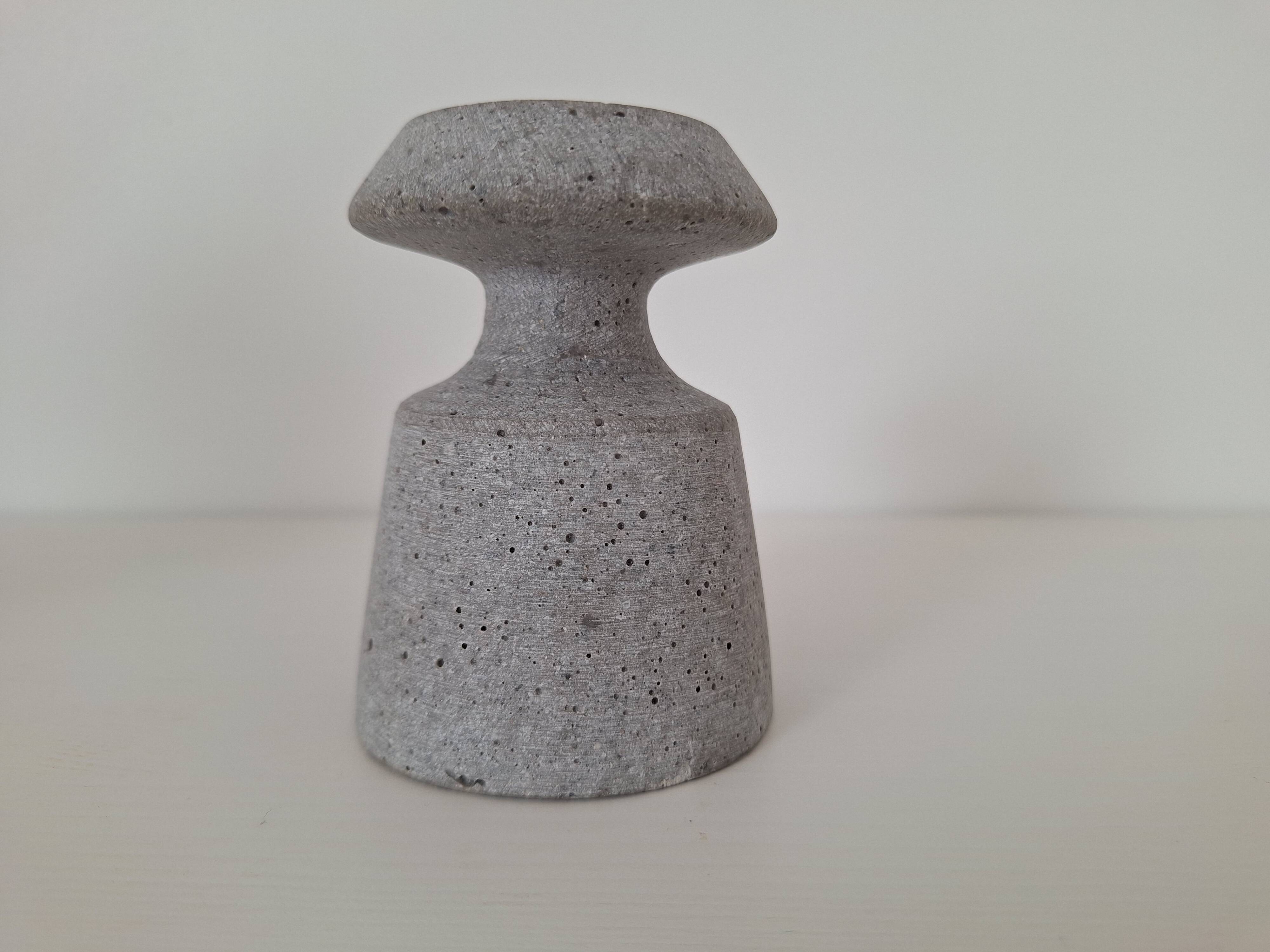 Bougeoir en béton