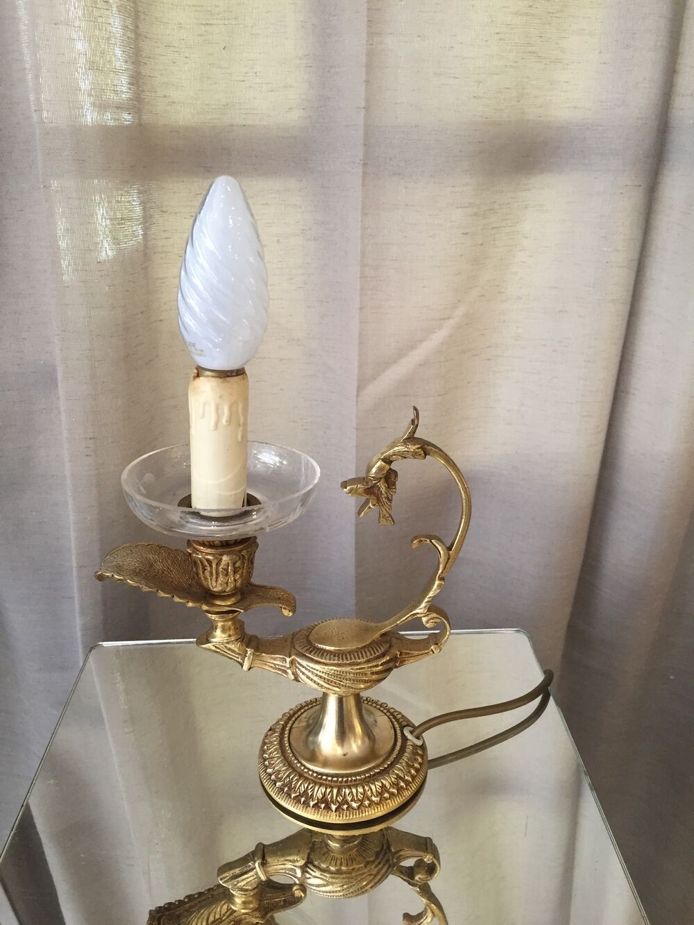 Bronze table lamp shape dragon head oil lamp