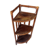 Corner shelf