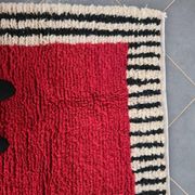 Tapis en laine naturel traditionnelle à motifs colorés taille 2/3 m