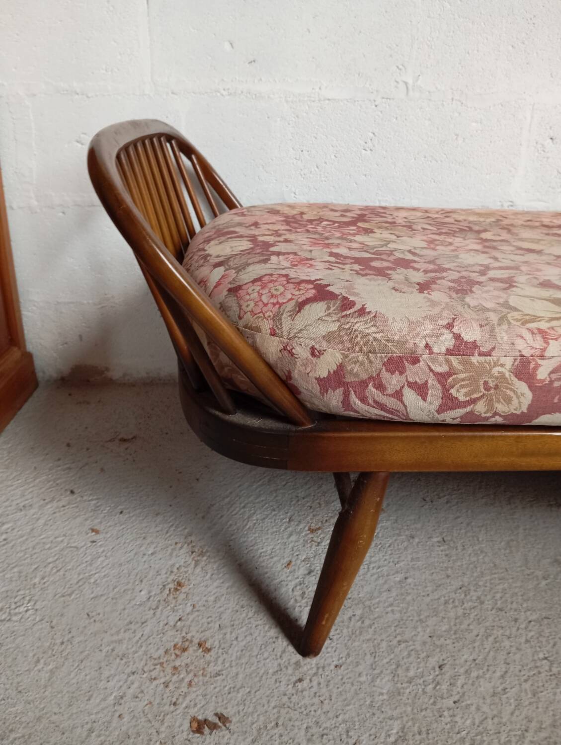 Divan-banquette called "Studio Couch" – Mid-Century Design