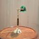 Lampe de bureau ministérielle Churchill en verre vert et laiton