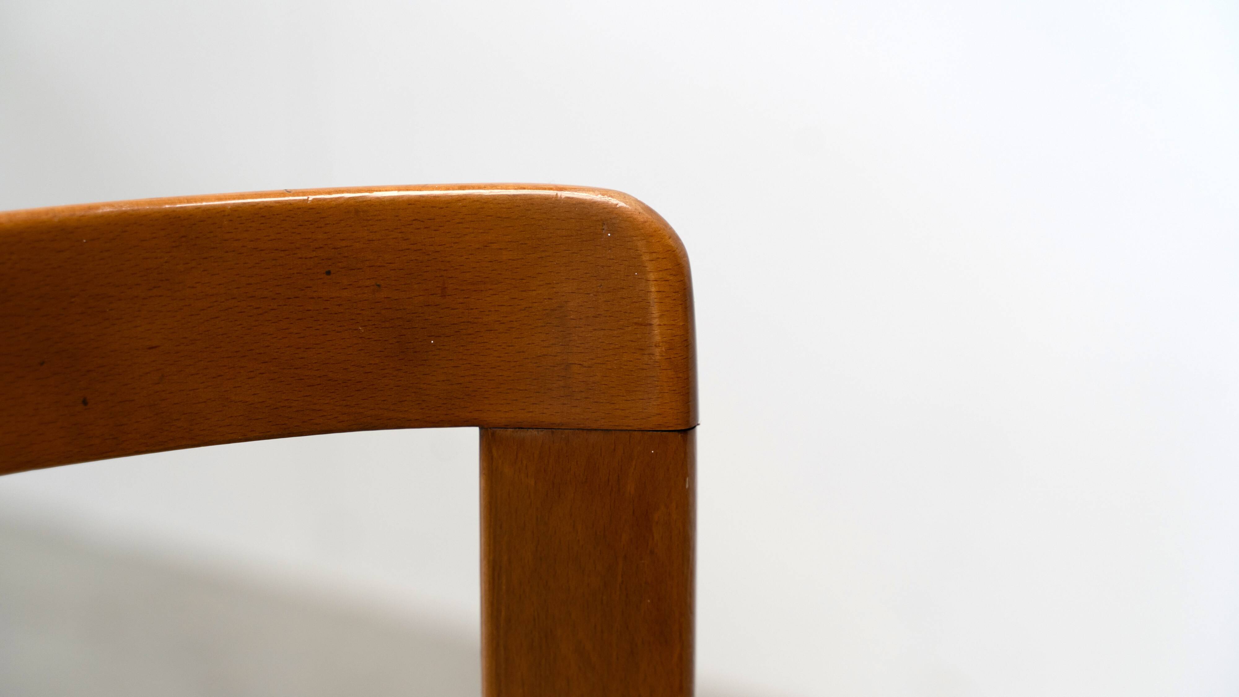 Ensemble de six chaises de salle à manger italiennes