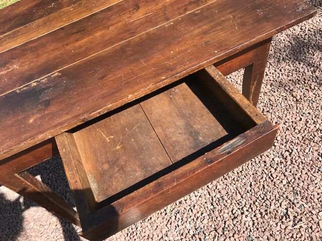 Old farm table with drawer 4 pers