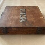 EURÊKA handcrafted games case from the early 20th century