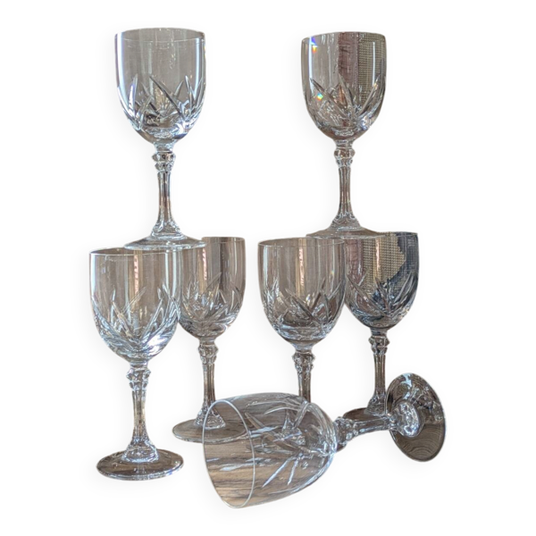 Verres à pied en cristal