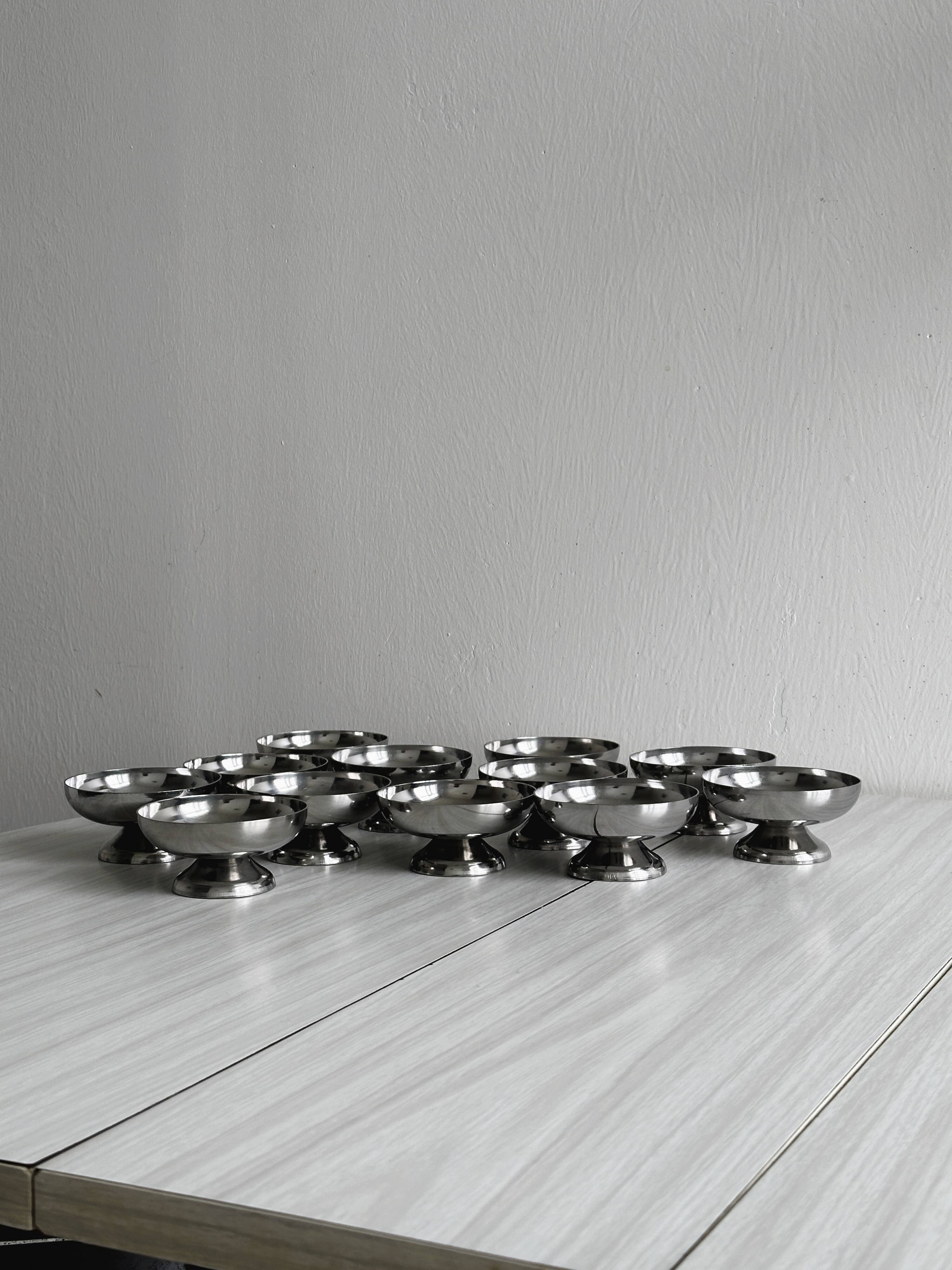 12 stainless steel footed bowls, Letang Remy style