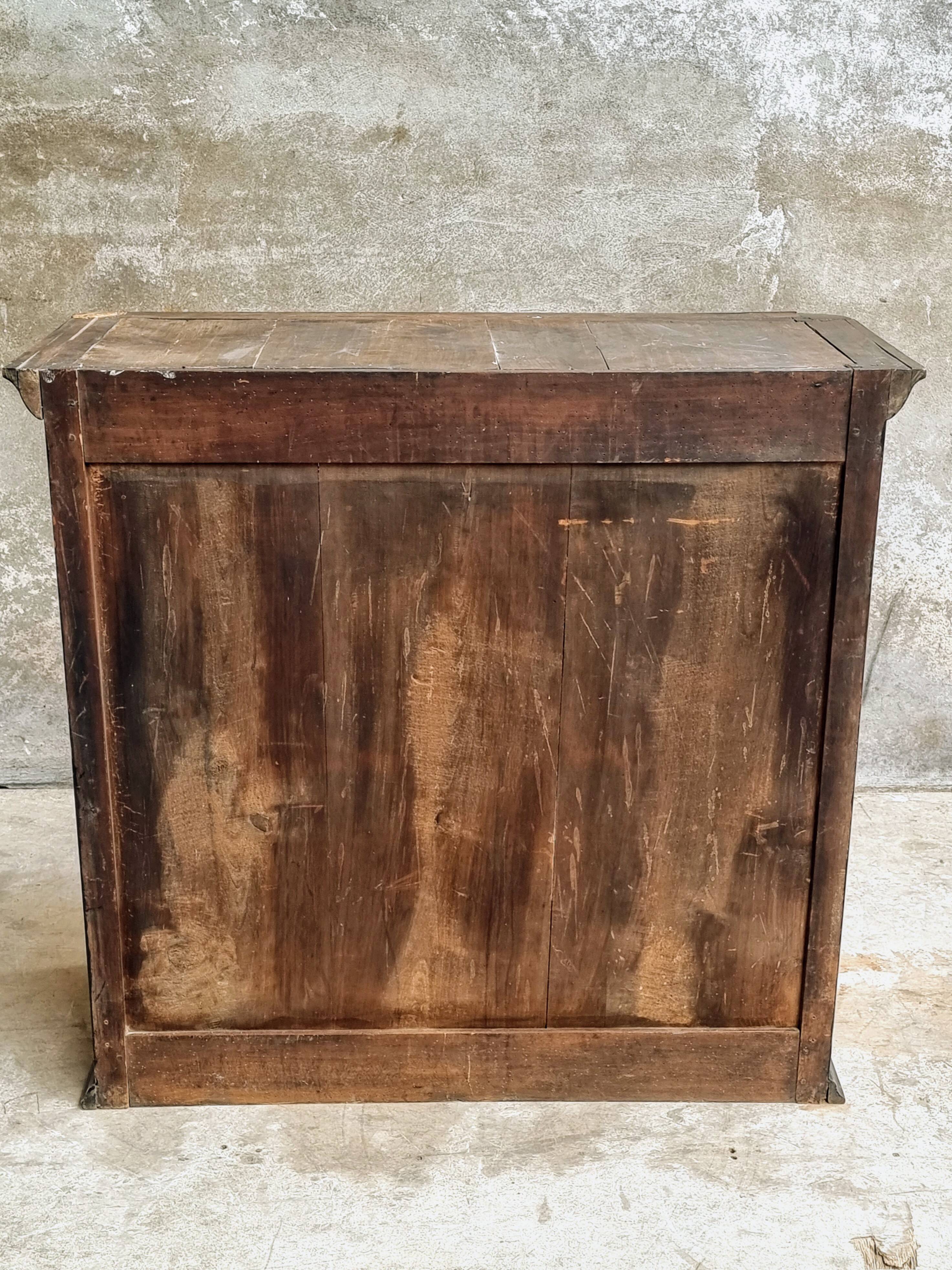 Vitrine antique, armoire suspendue, bois de pin, noir mat