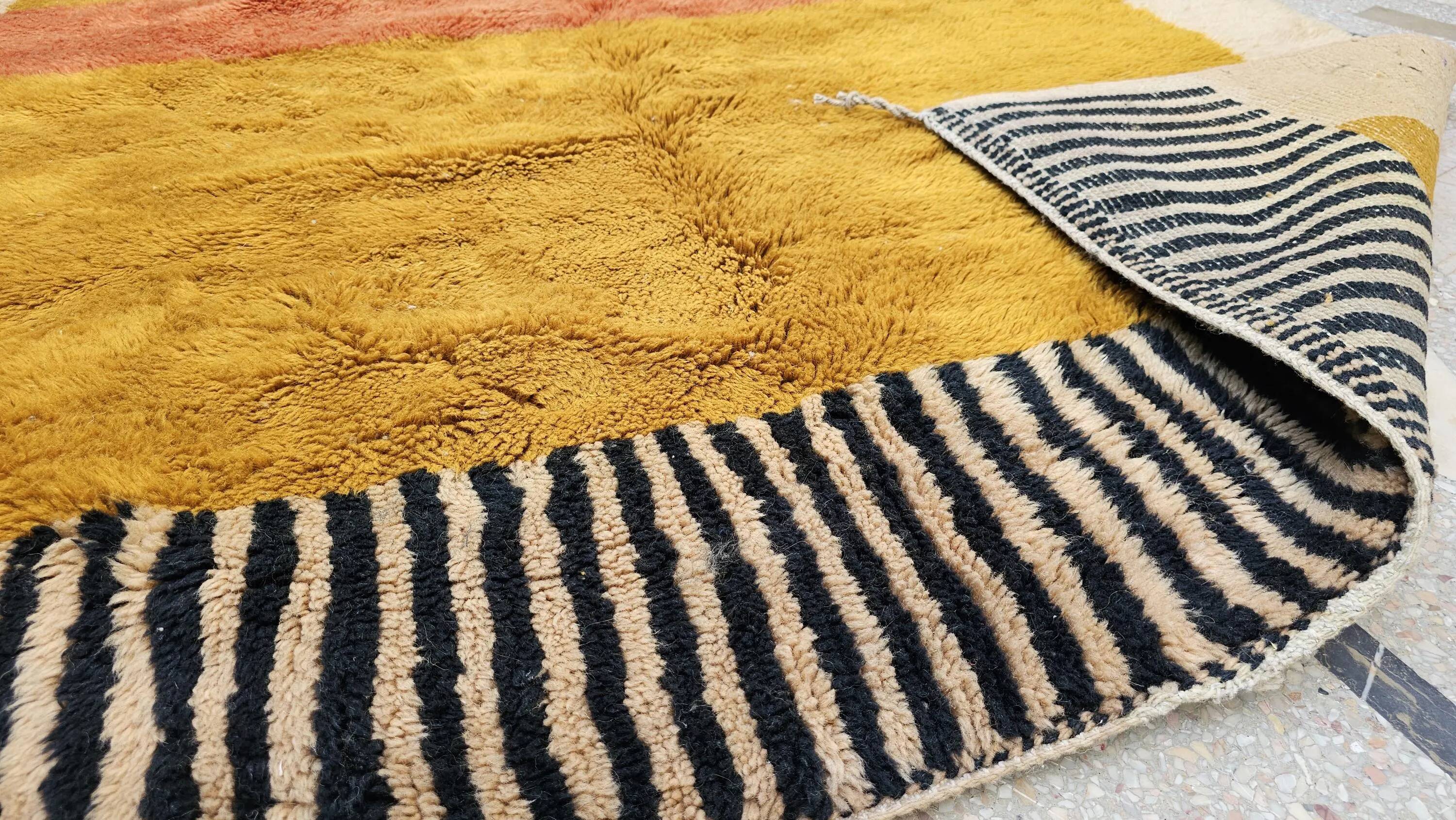 Traditional handmade carpet 250cm x 150cm Moroccan