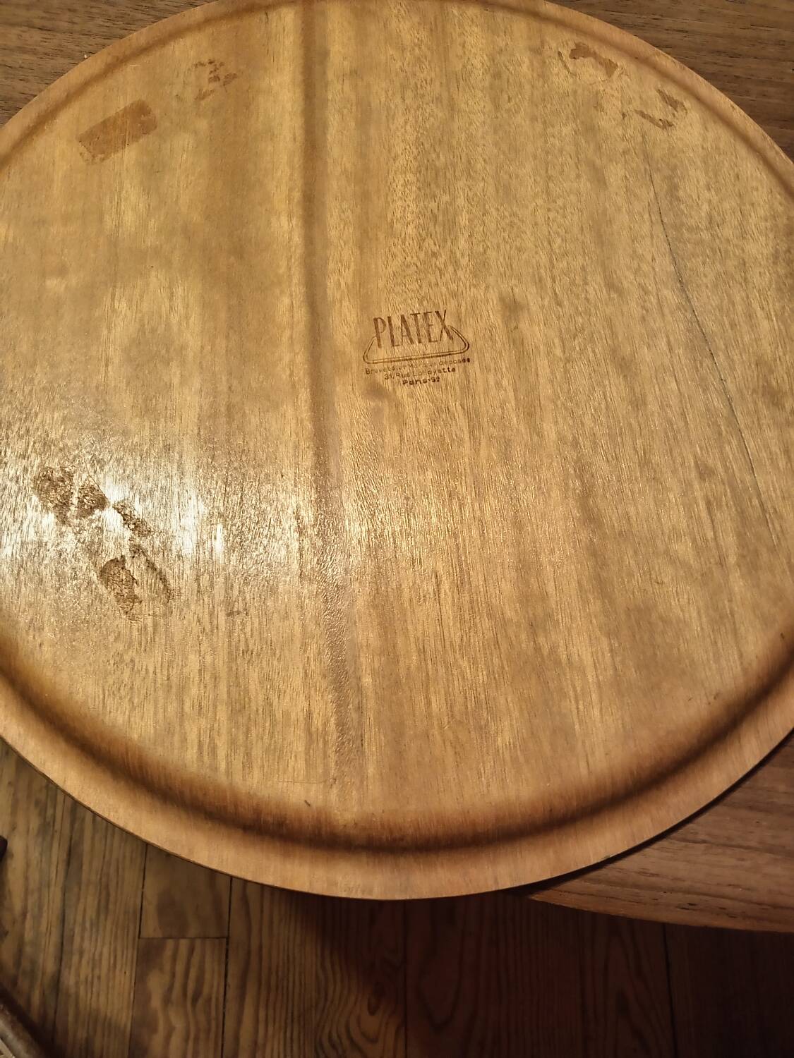 Plateau en cristal décoré en relief de cygnes