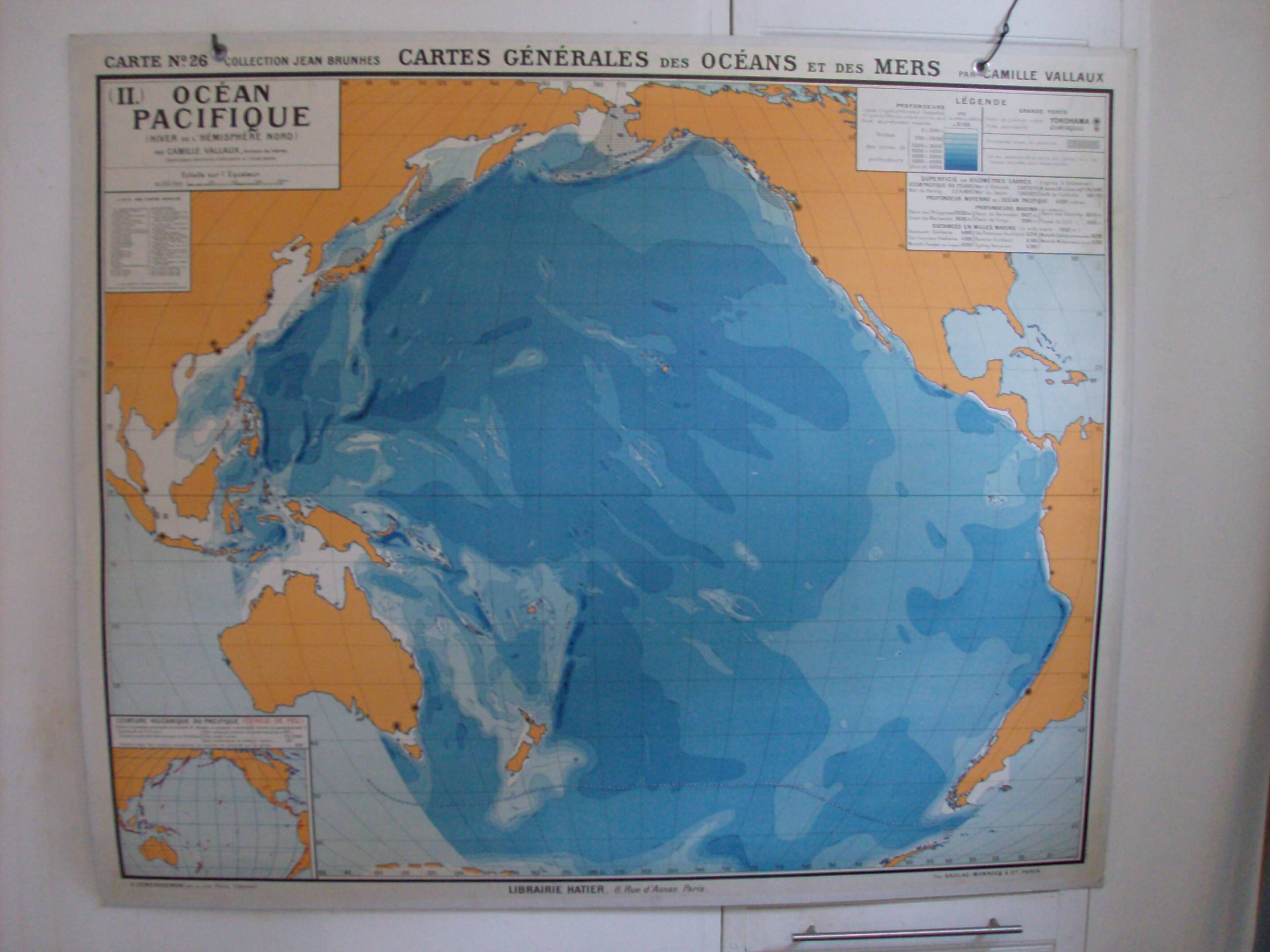 Old school map of geography oceans and seas Hatier Vallaux n°26