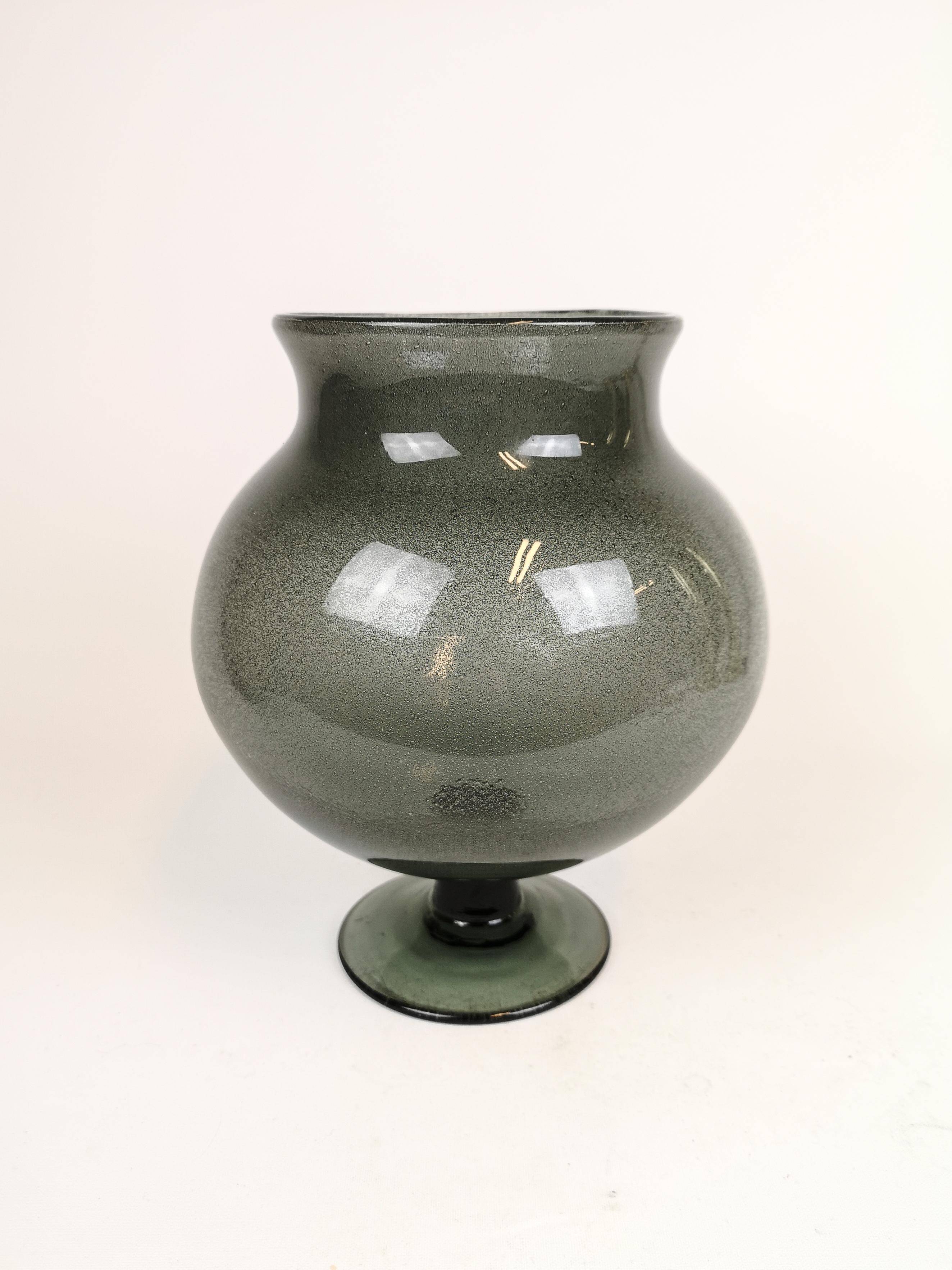 Large mid-century bowl by Erik Höglund, Boda, Sweden.