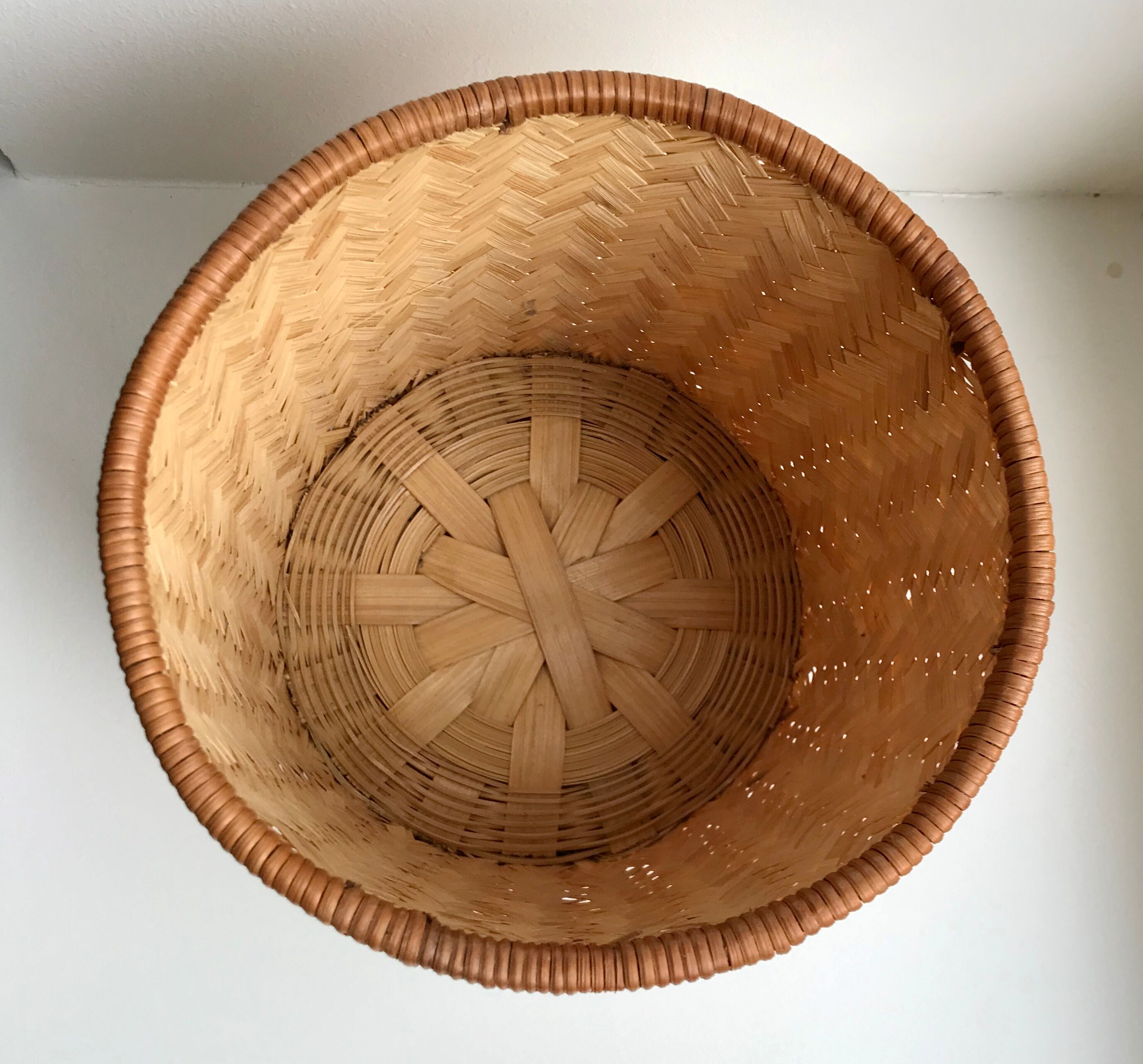 Rattan pot cover 70s
