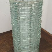 Lampe en verre de couleur bleutée et fil de fer