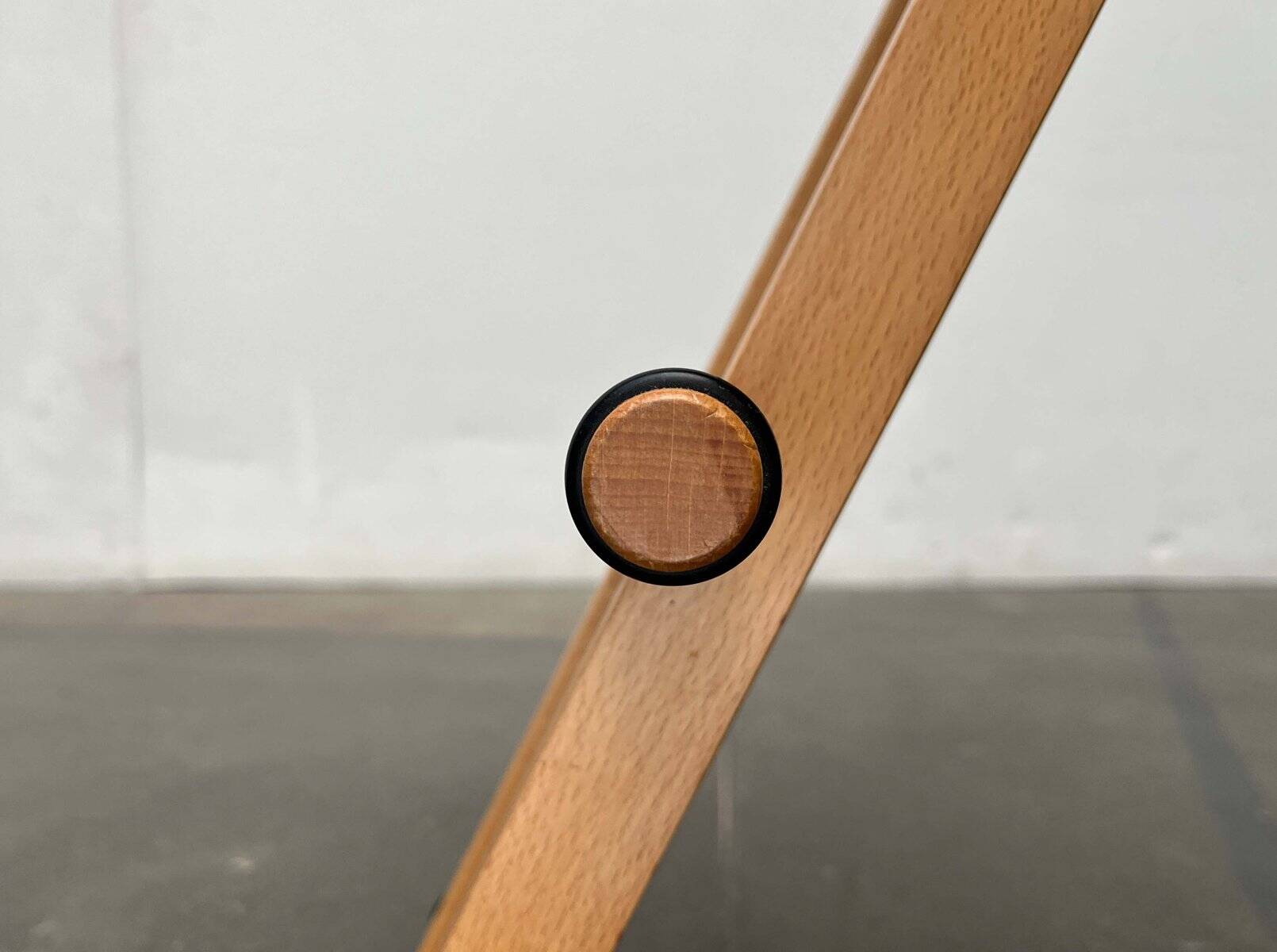 Postmodern Italian folding stool by Enolinea, 1980s.