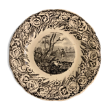 Dessert plate on partridge hunting, Gien 19th century