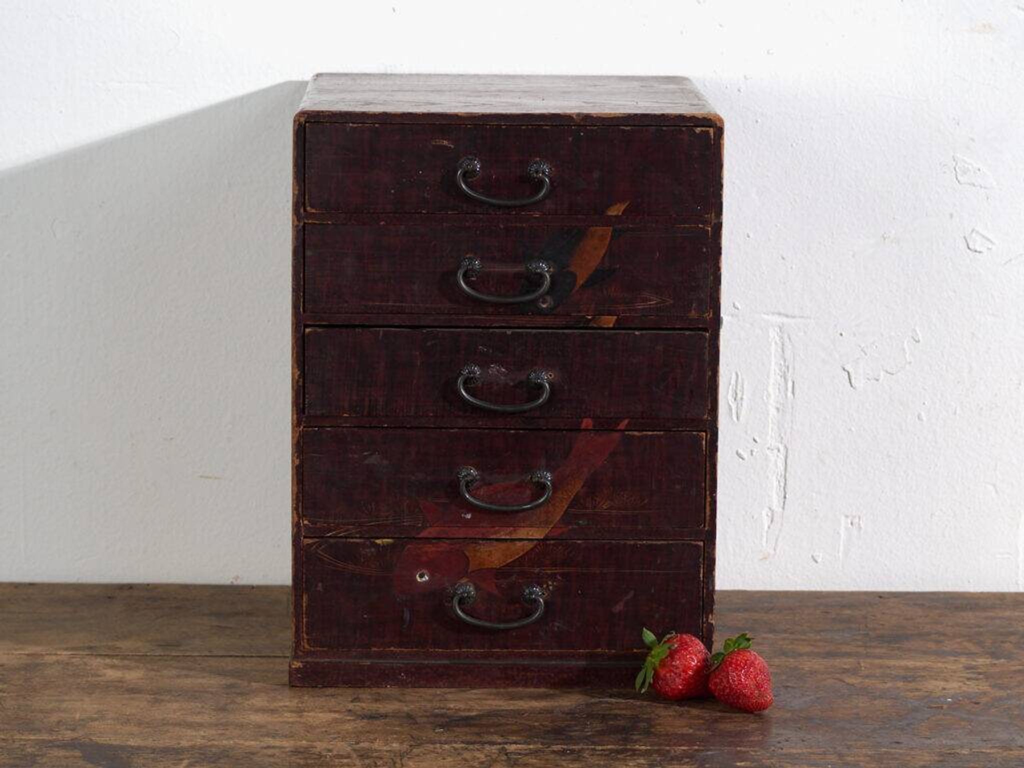 Antique Japanese lacquered kodansu with five drawers – Japan, circa 1900
