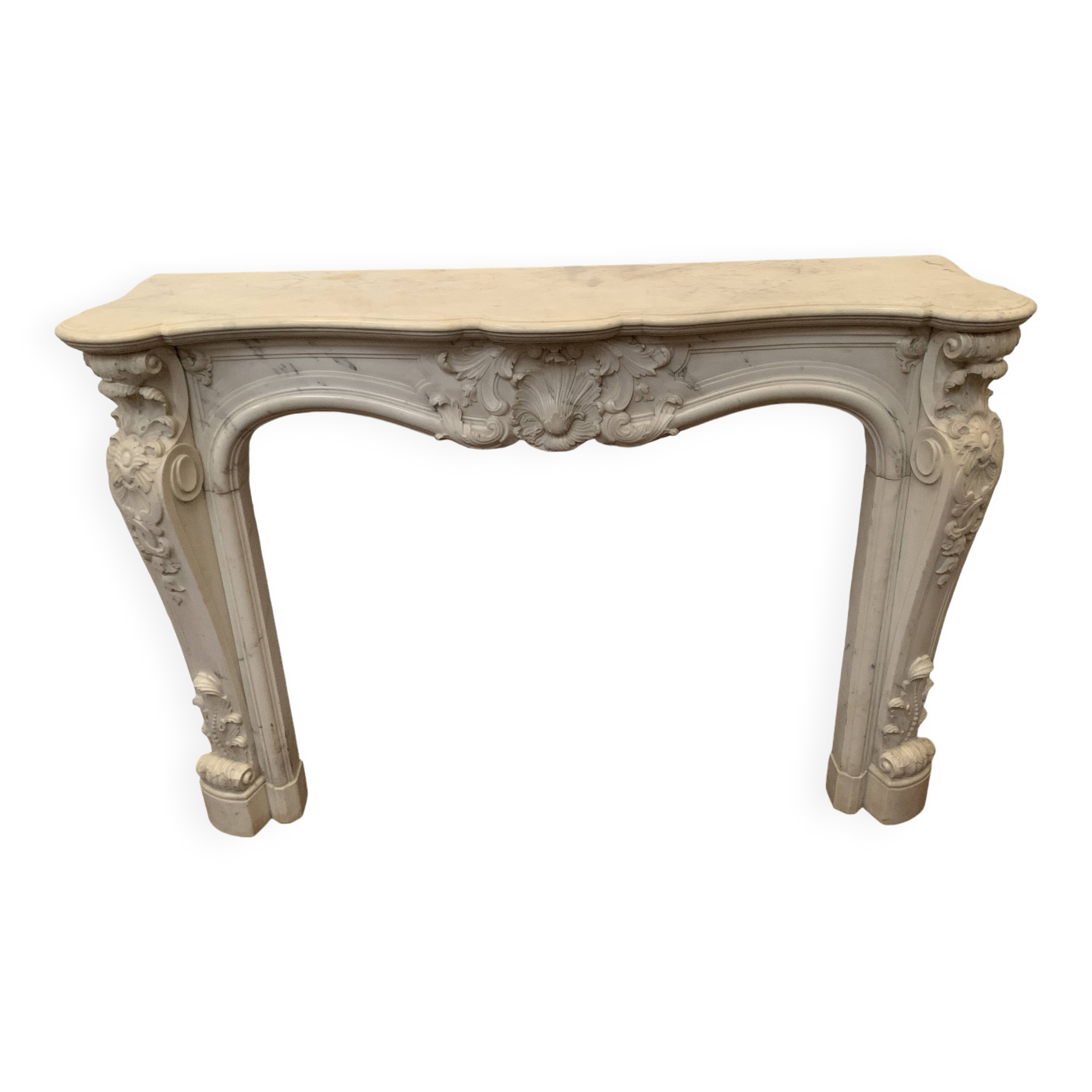 Louis XV style fireplace in white Carrara marble, 19th century