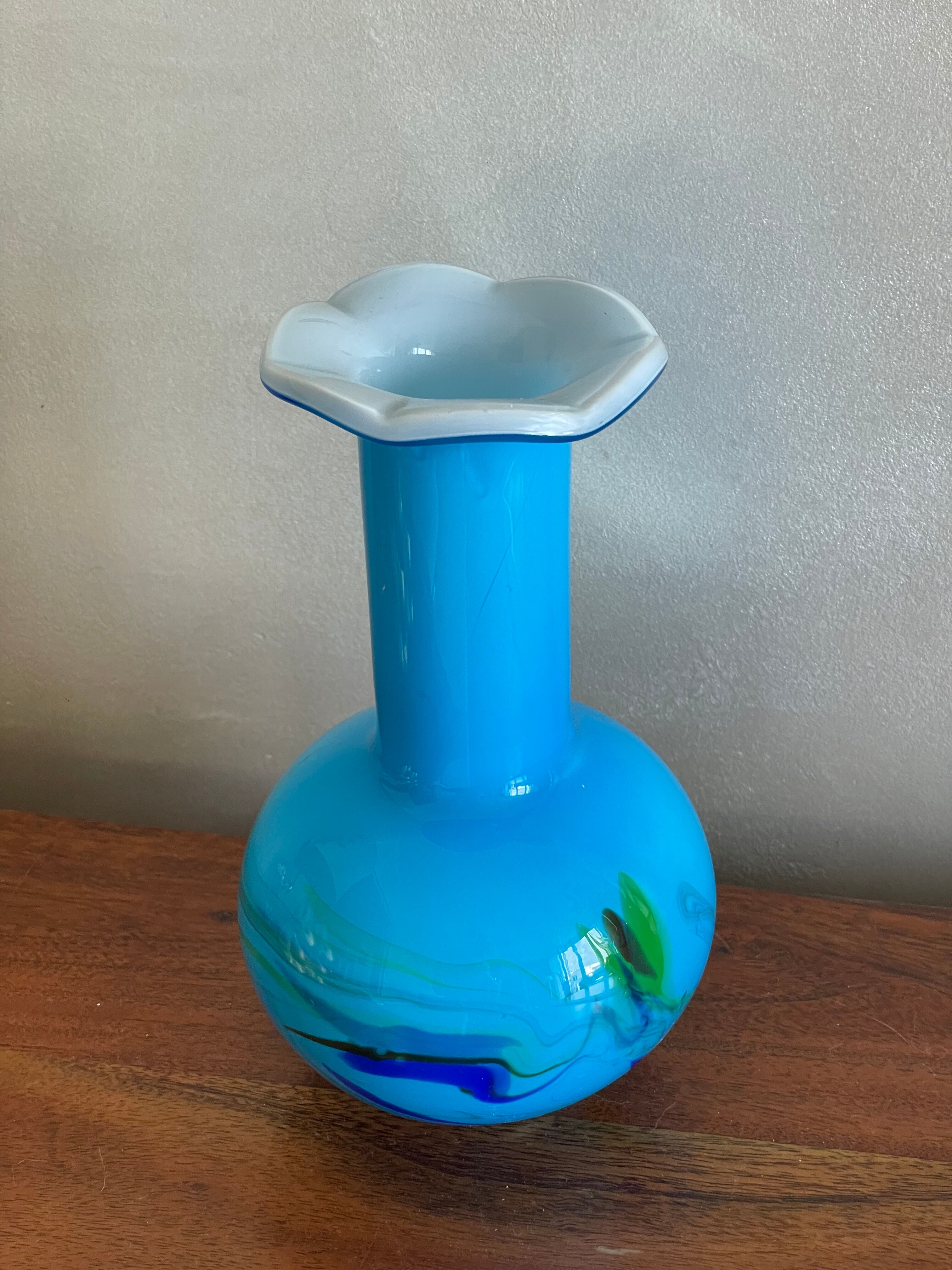 Soliflore collar vase in colored glass