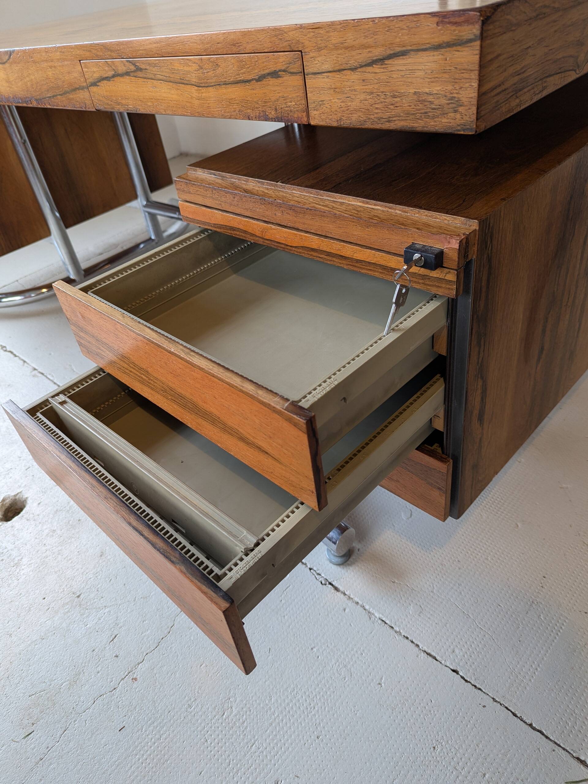 Rio rosewood executive desk, 1970s.
