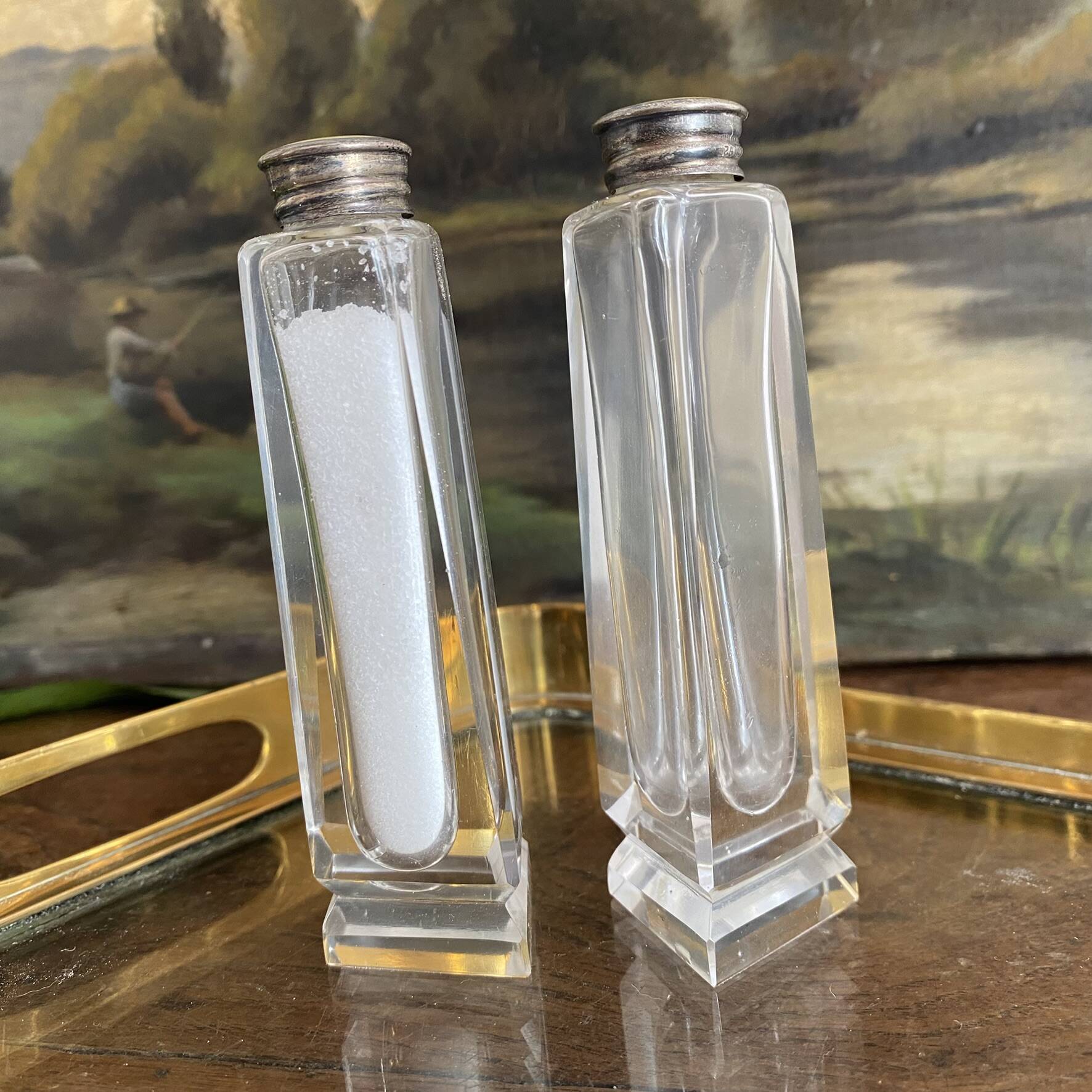 Salière poivrier en verre et bouton de nacre