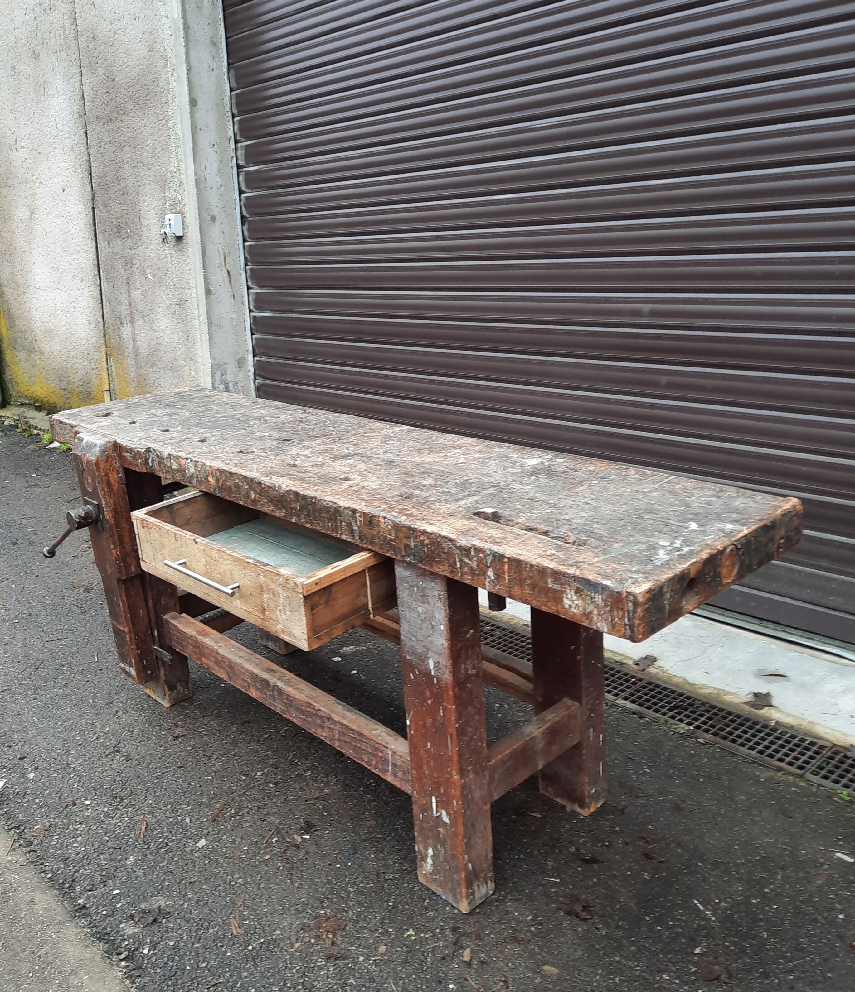 Solid wood workbench
