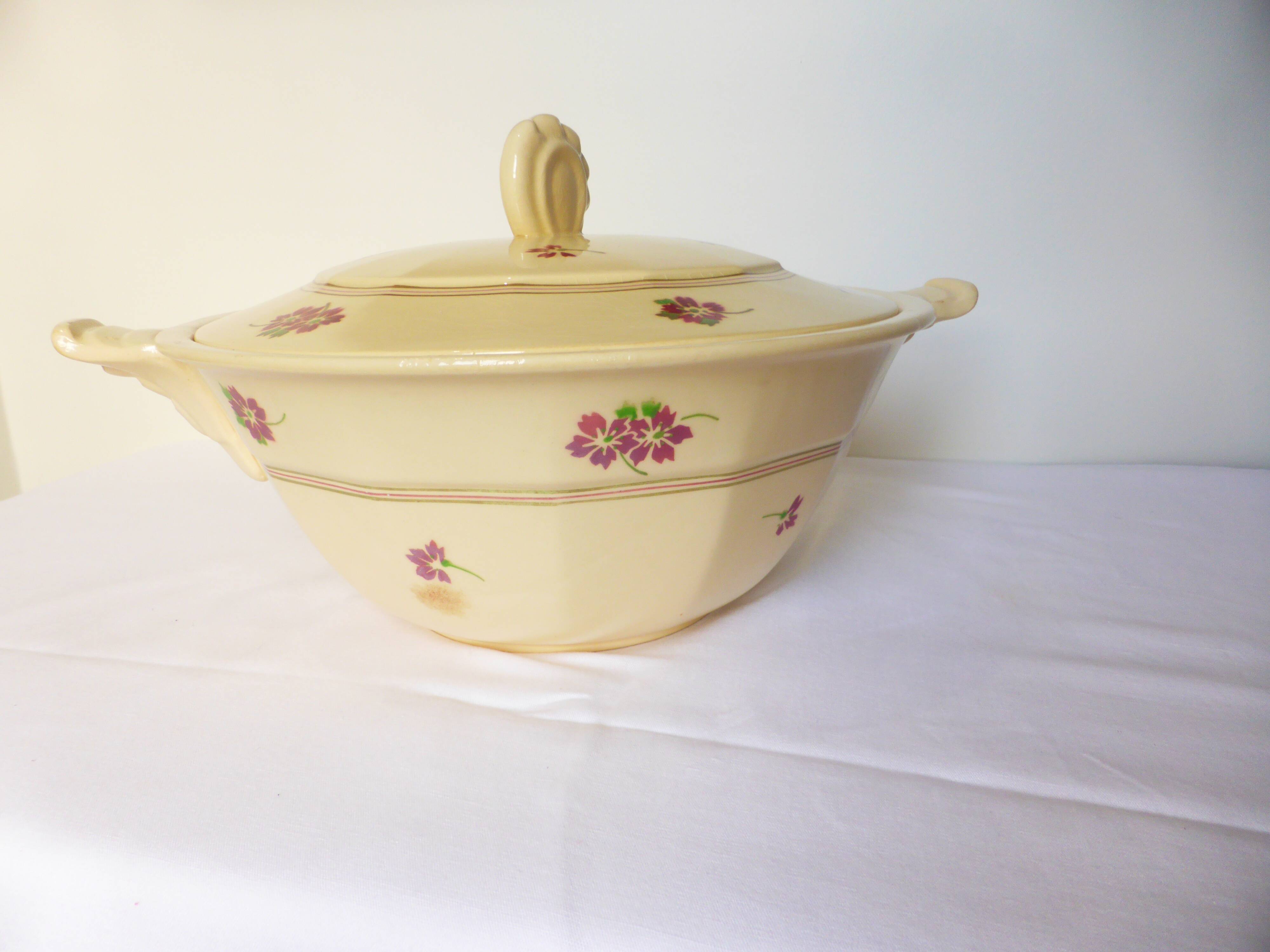 Vintage soup tureen Moulin des Loups and Hamage model Paul 220560