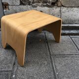 Coffee table Design in vintage curved wood