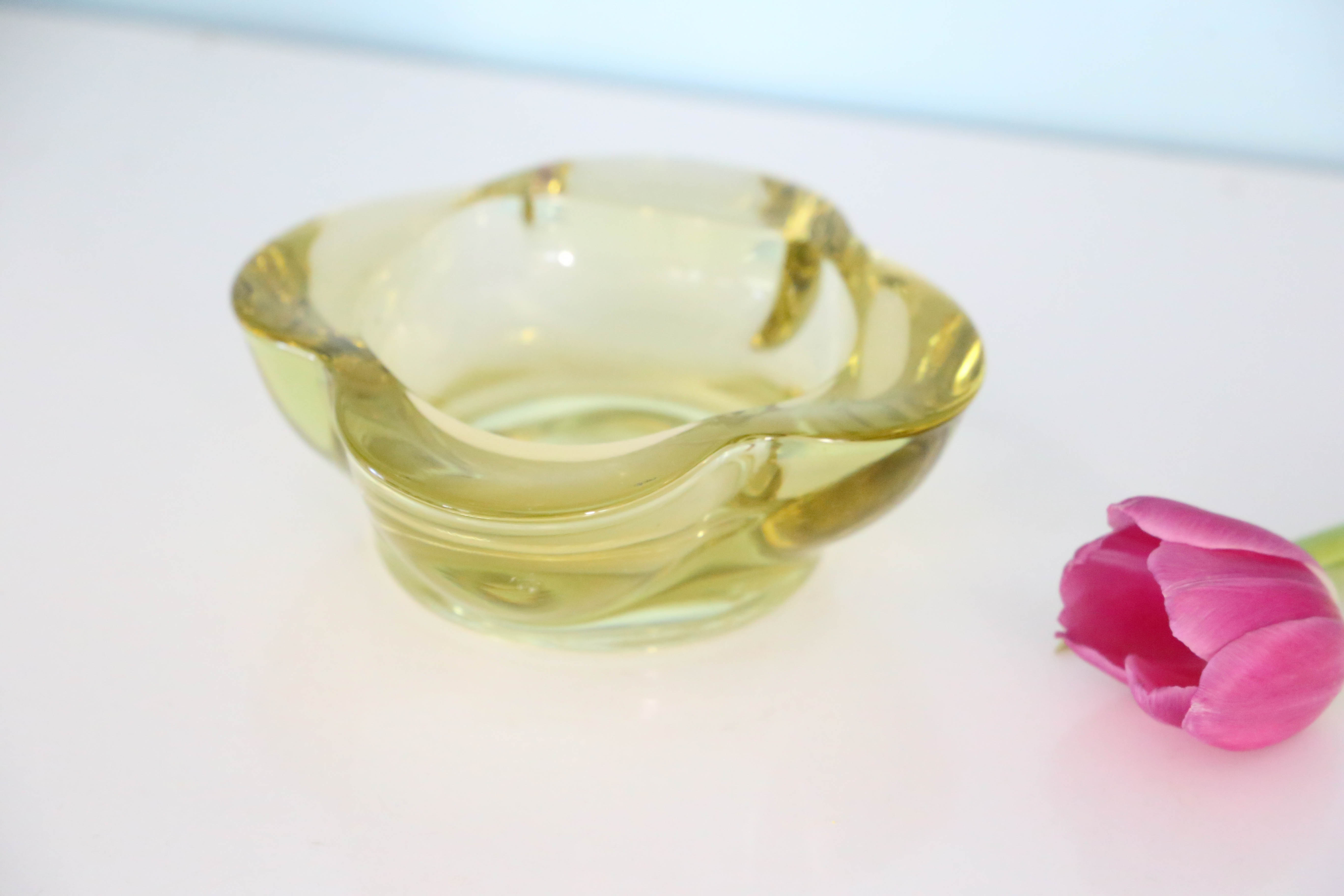 Nice empty yellow crystal pocket, vintage