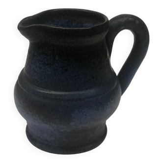 Ceramic pitcher by Roland Tostivint