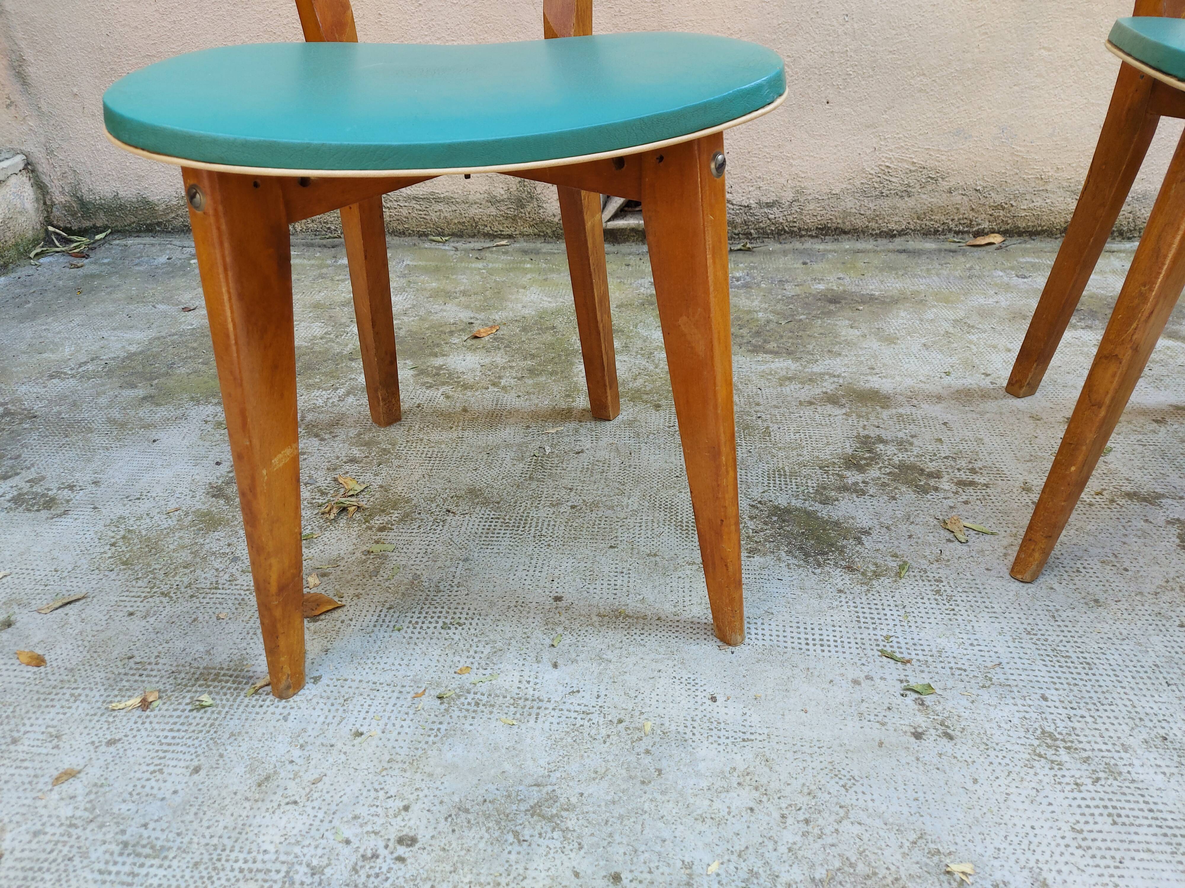 3 chaises vintages, assise et dossier en skaï