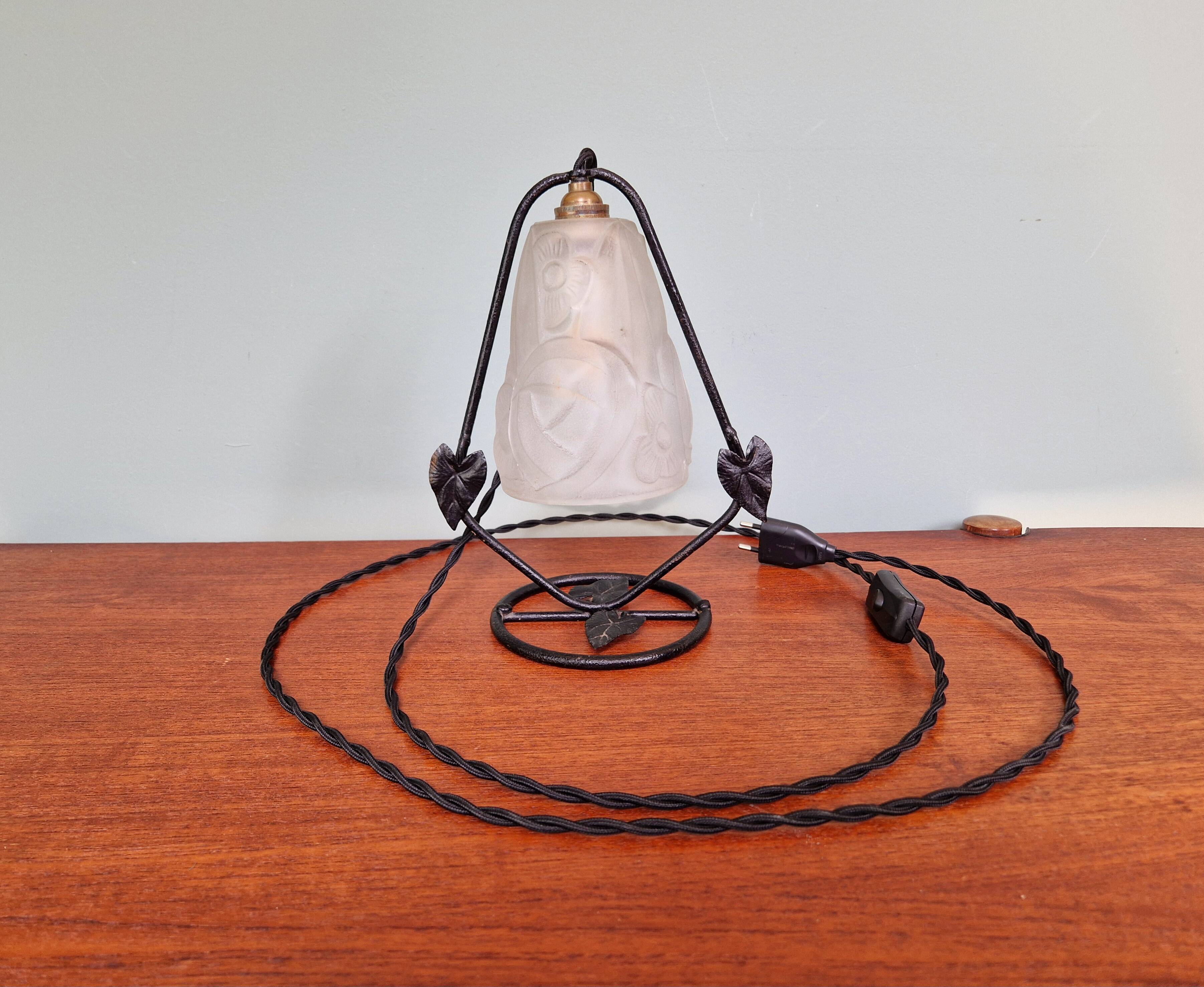 Art Deco night light in wrought iron and satin glass signed Degué