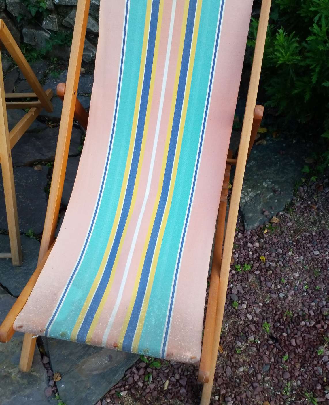 Set of 4 sunbeds