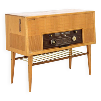 Philips “Type F6S 04AR” vinyl radio cabinet, 1950