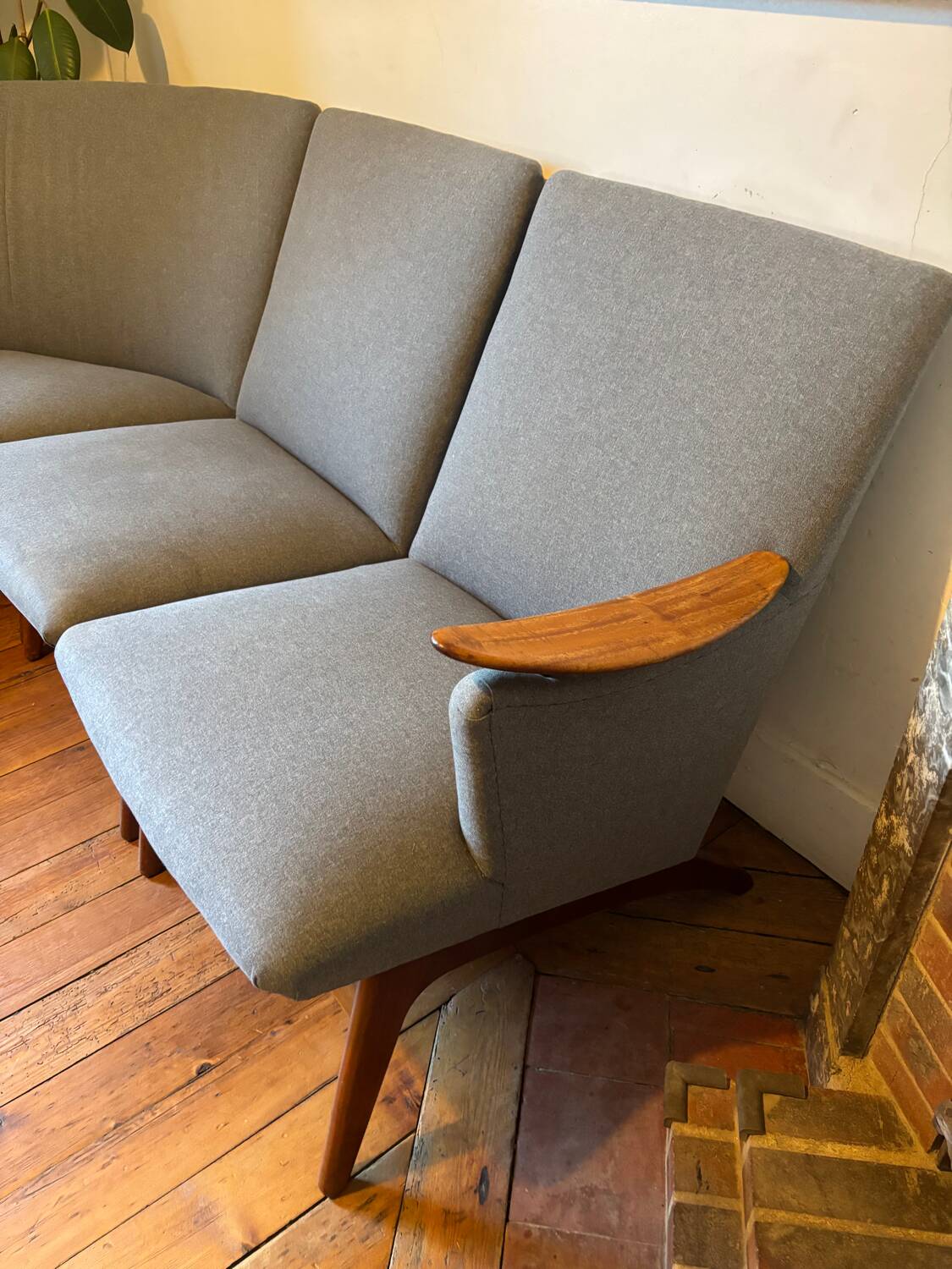 Vintage Scandinavian bench – Karl Sørlie & Sønner – restored, fabric