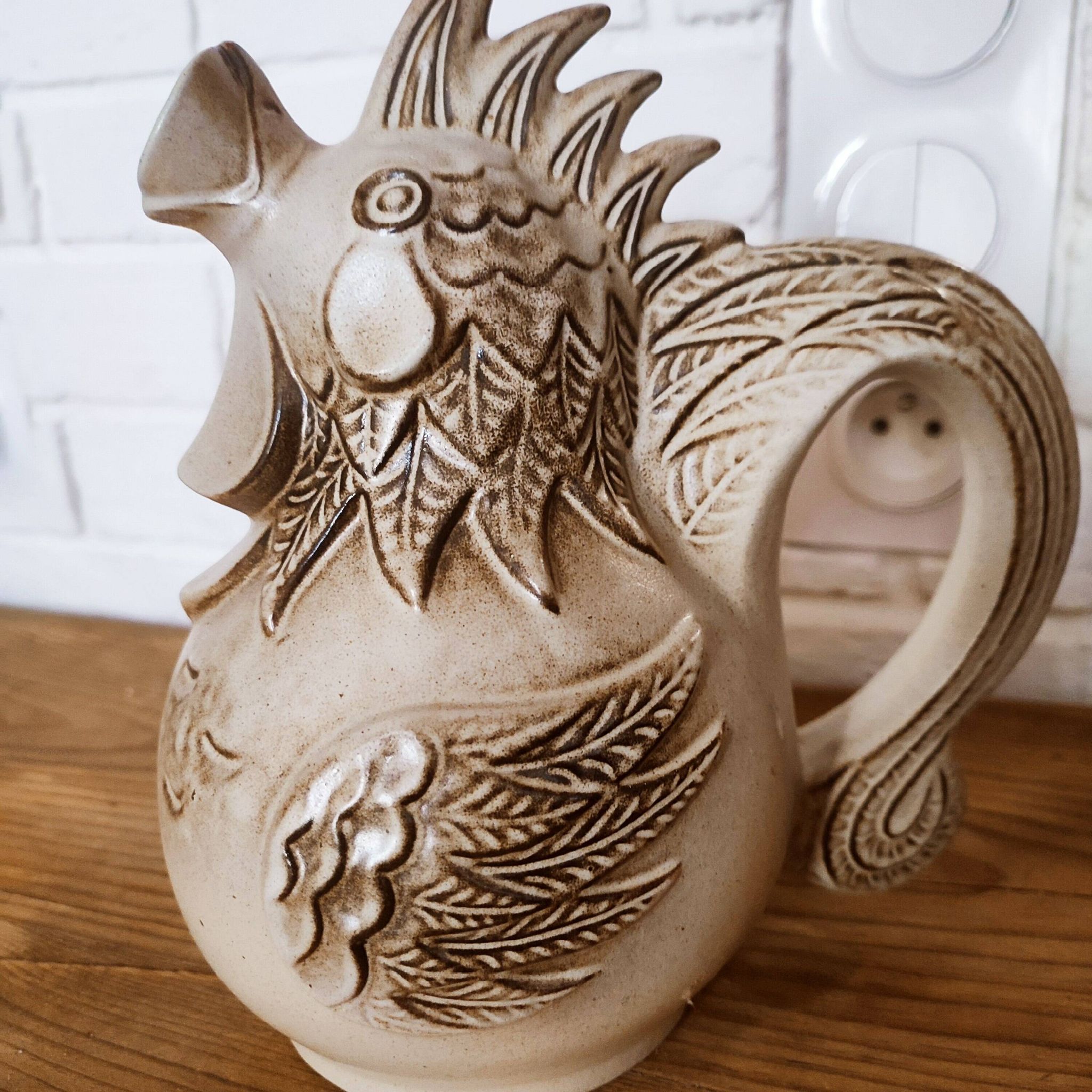 Carafe zoomorphe en ceramique
