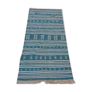 tapis bleu et blanc grande