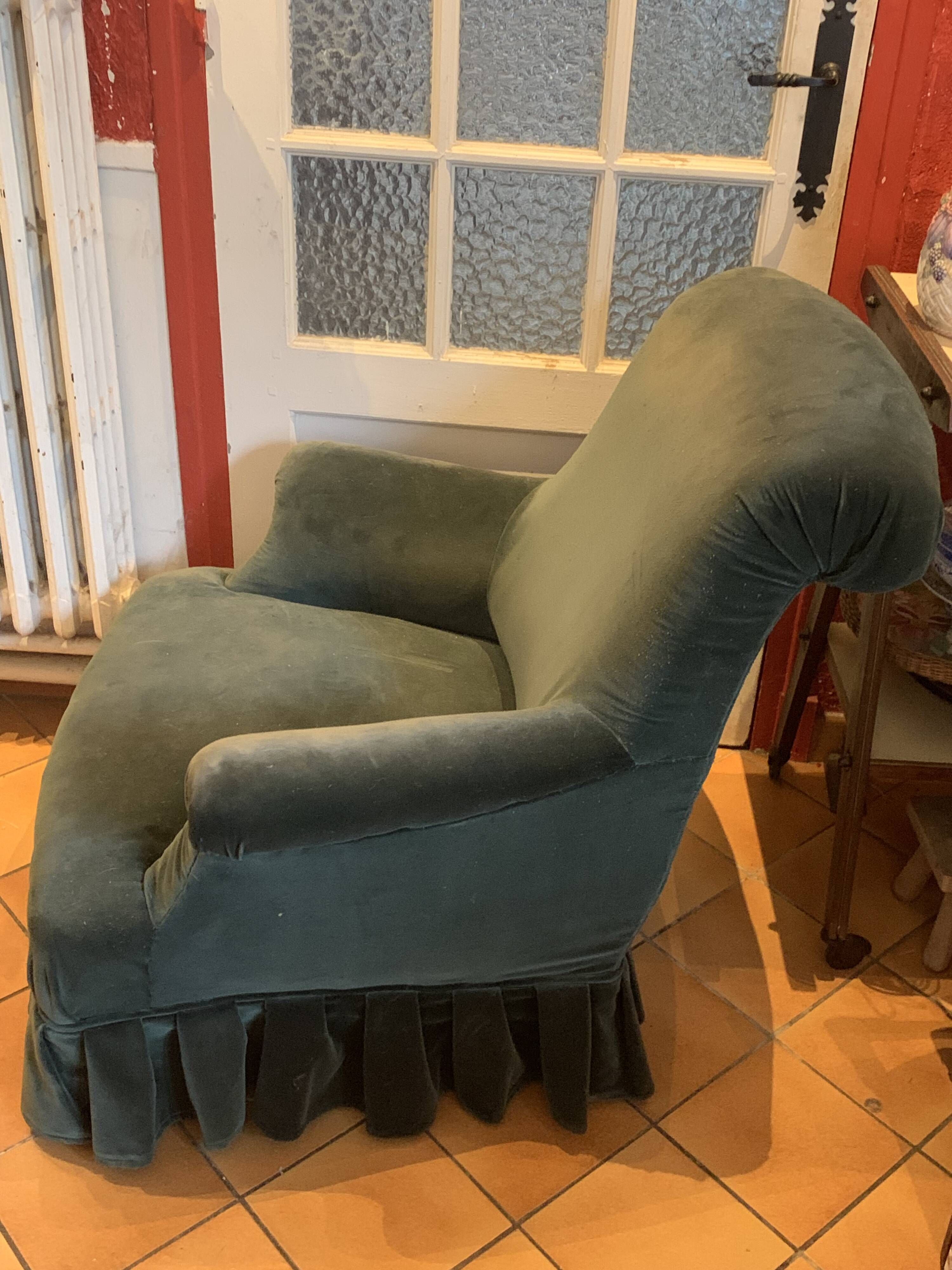 Napoleon III toad armchair, upholstered in fir green velvet, antique