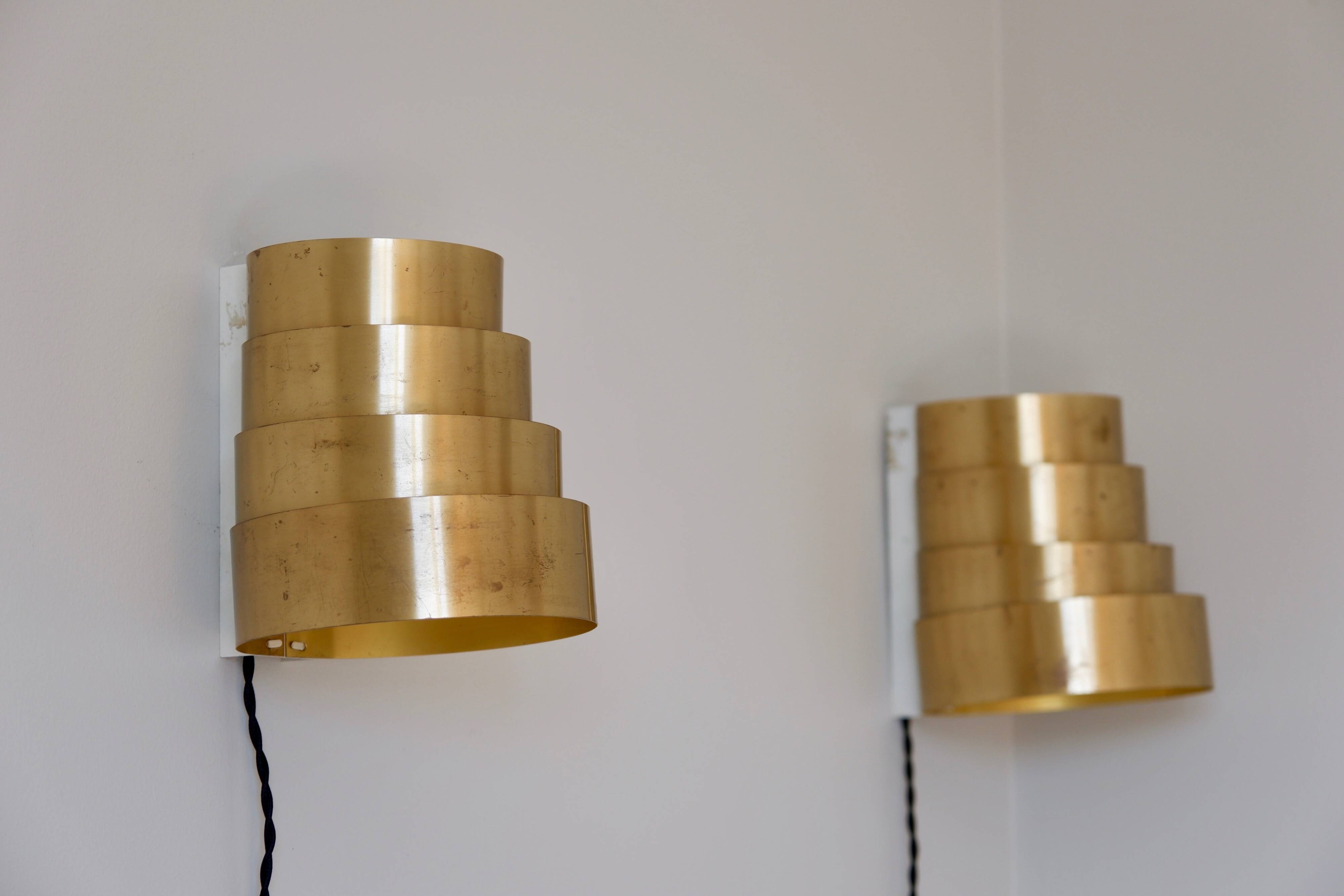 hans Agne Jakobsson, Paire d'applique en  laiton circa 1960.