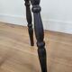 Tabouret tripode en bois noir