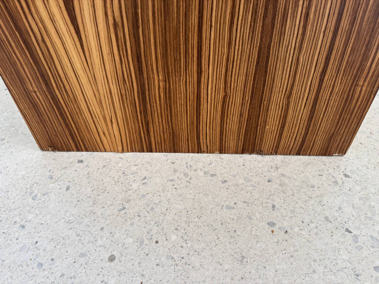 Wooden podium / case