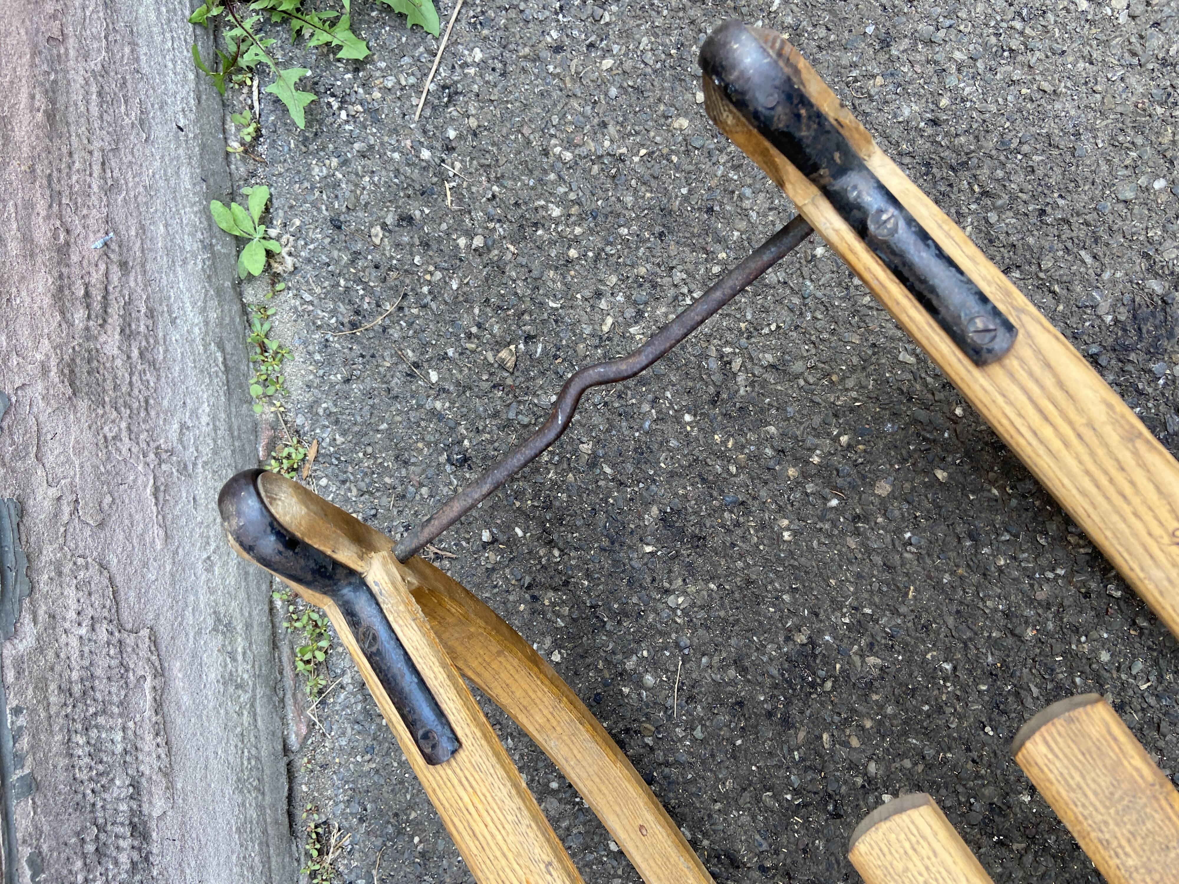 Luge traineau ancien alsace décoration noel primus 1950