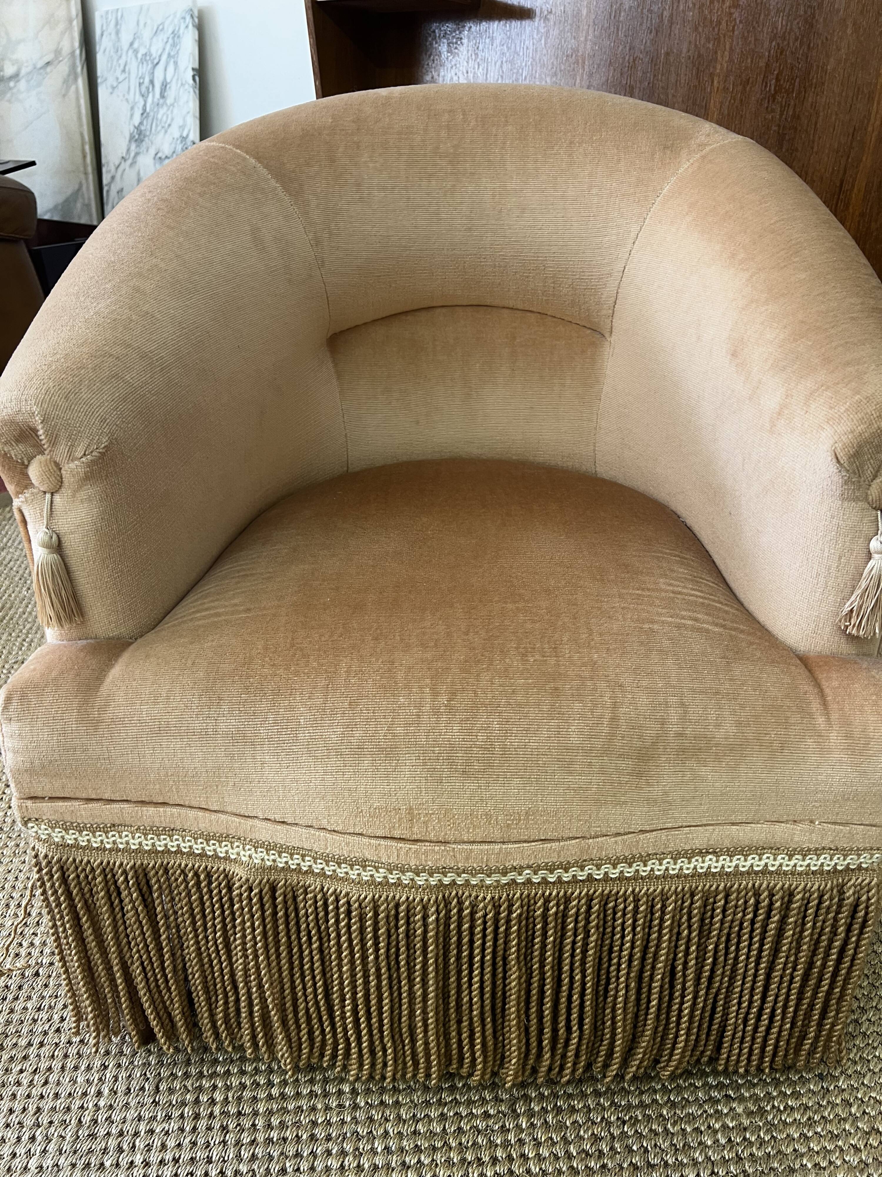 Yellow velvet toad armchair