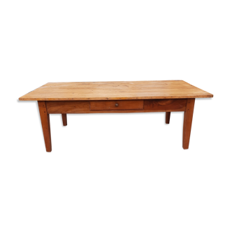 Low farm table