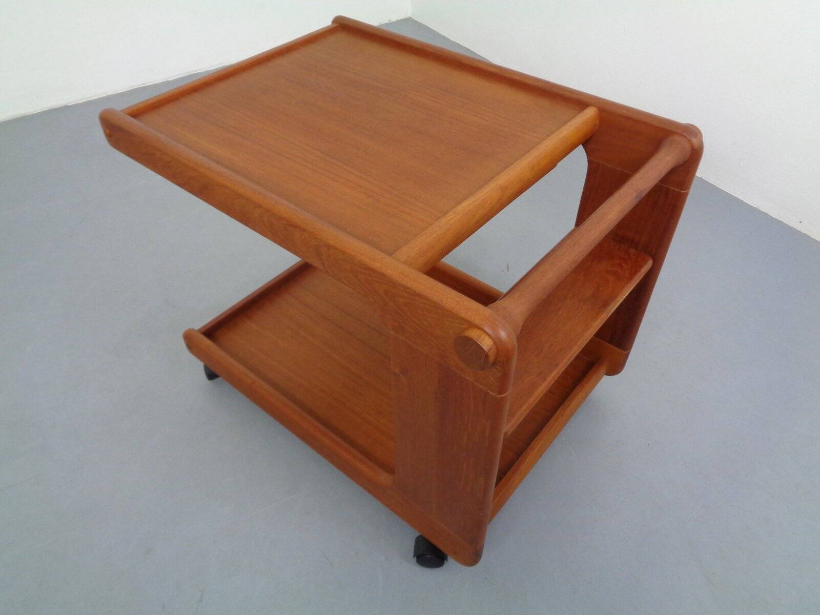 Large Rollable Teak Bar Cart, 1960s