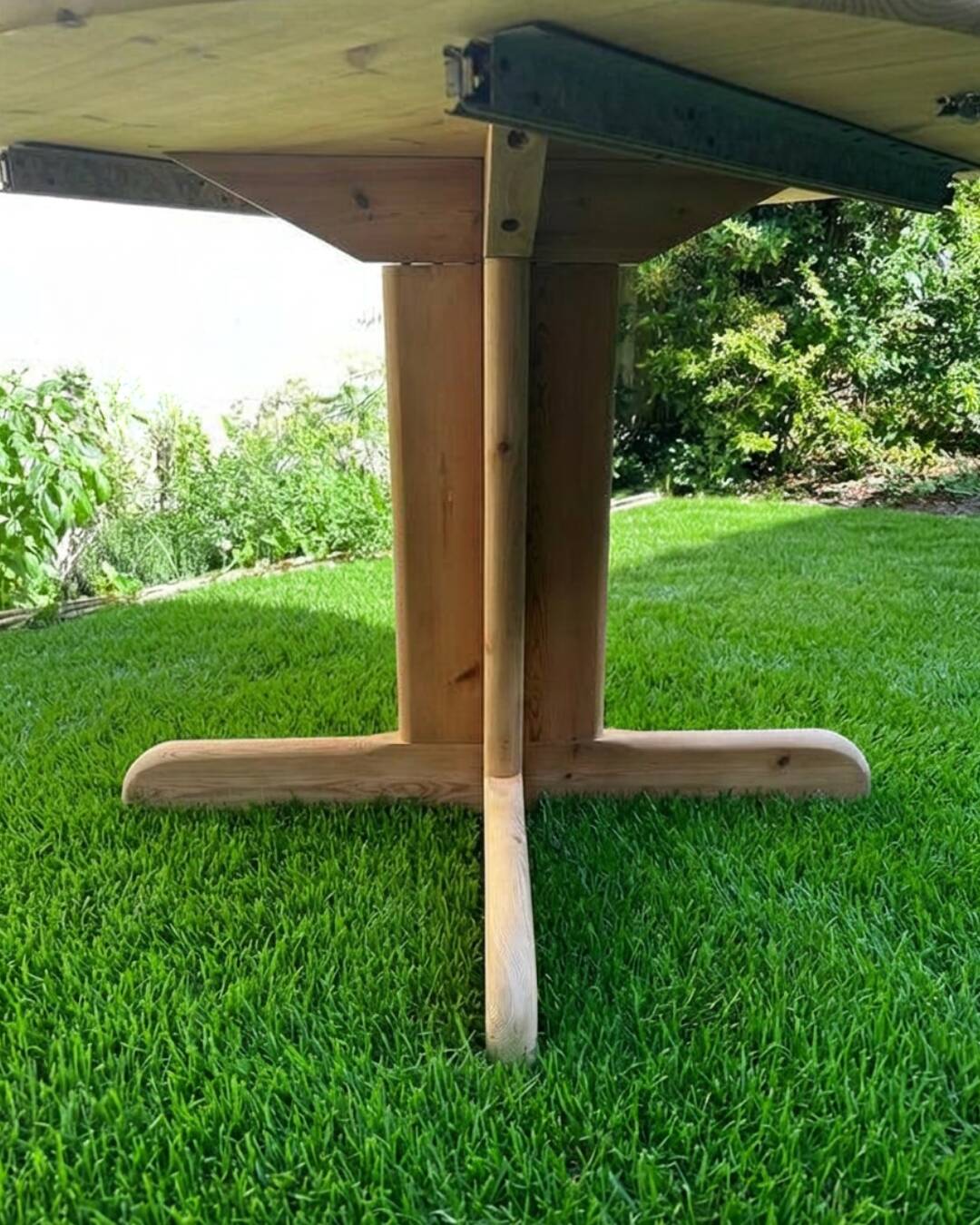 Table extensible en pin massif