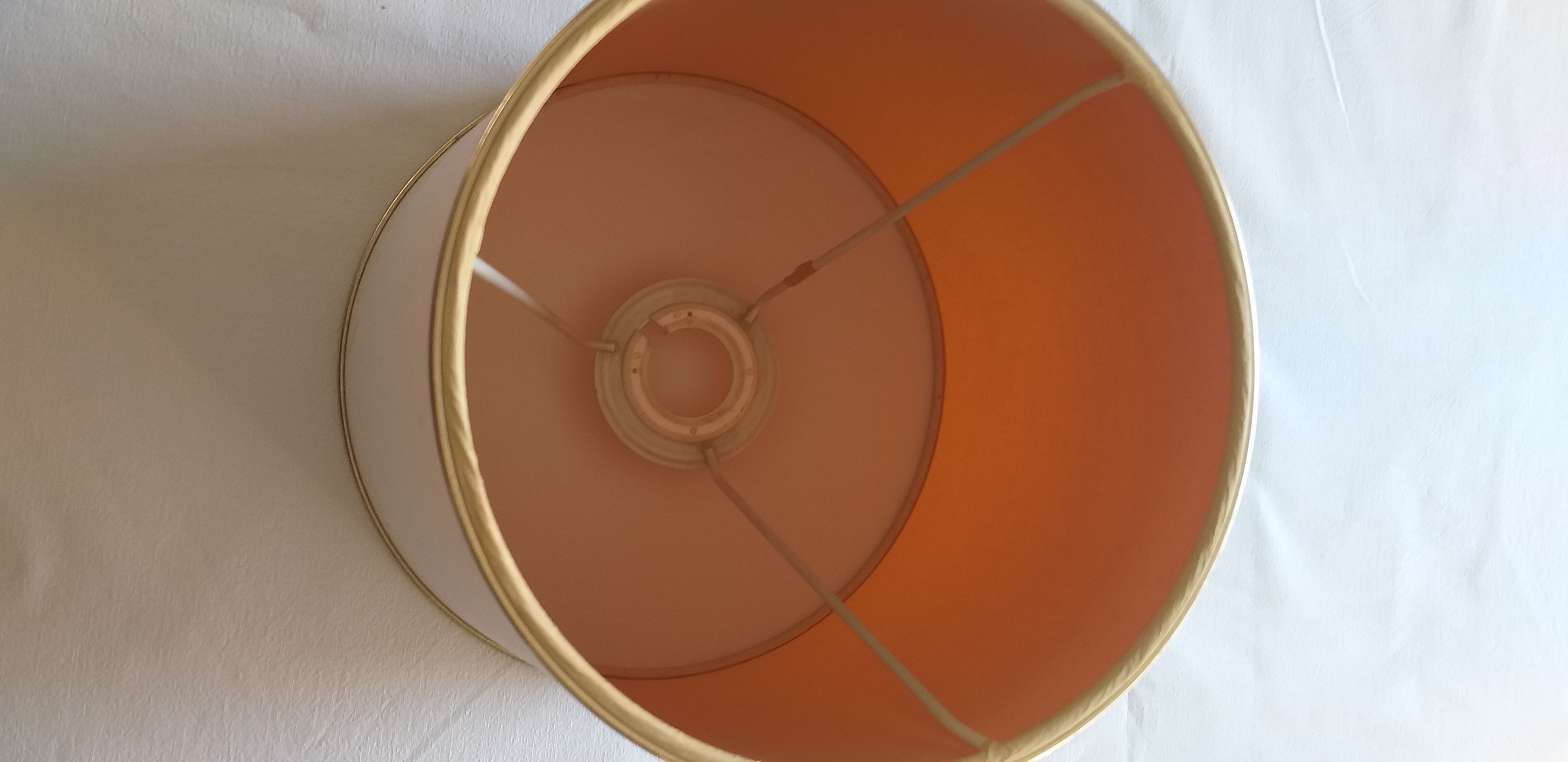 Paire de lampes de chevet globe rose pied doré