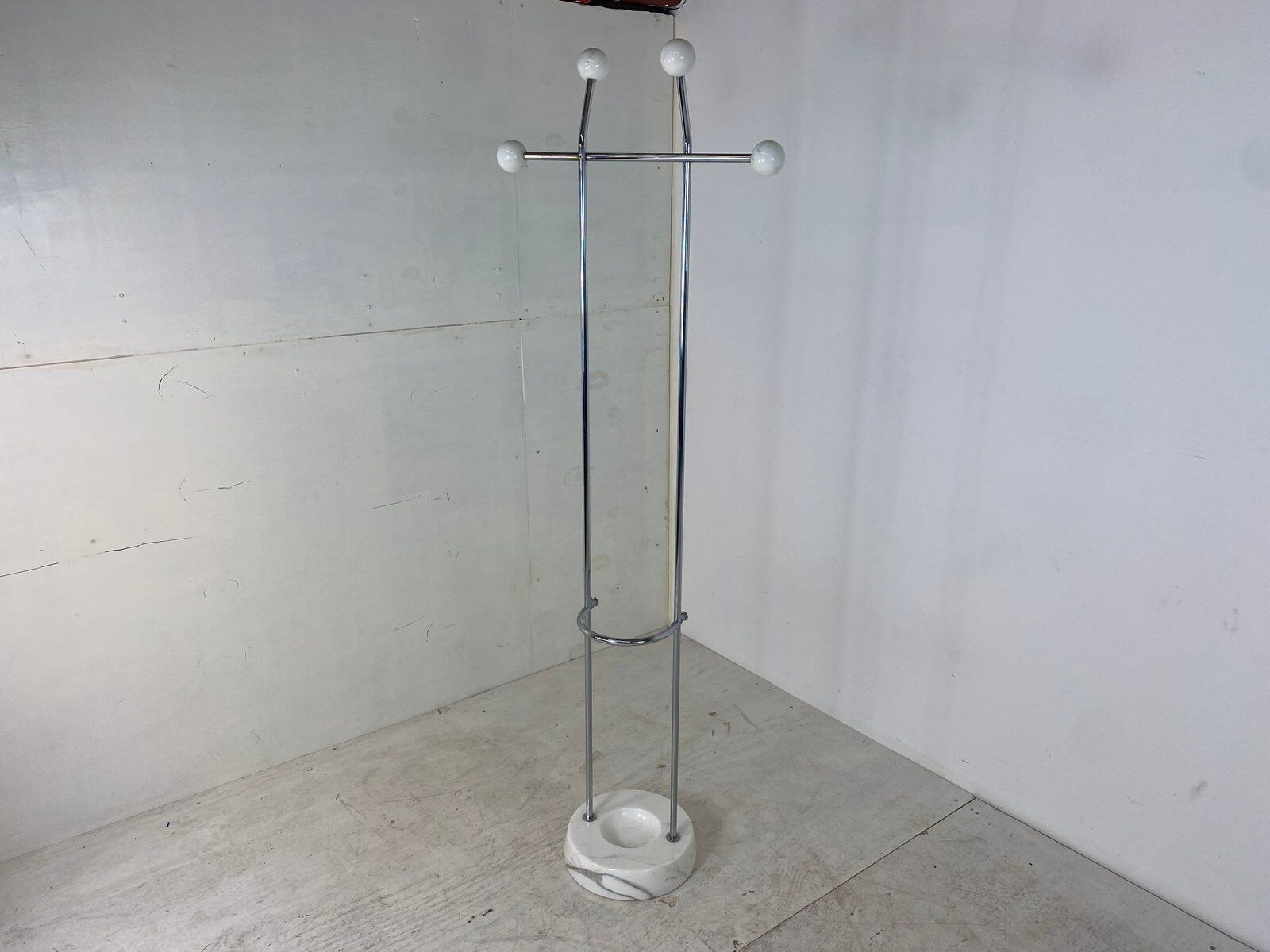 Vintage chromium and Carrara marble coat hanger Italy 1970s