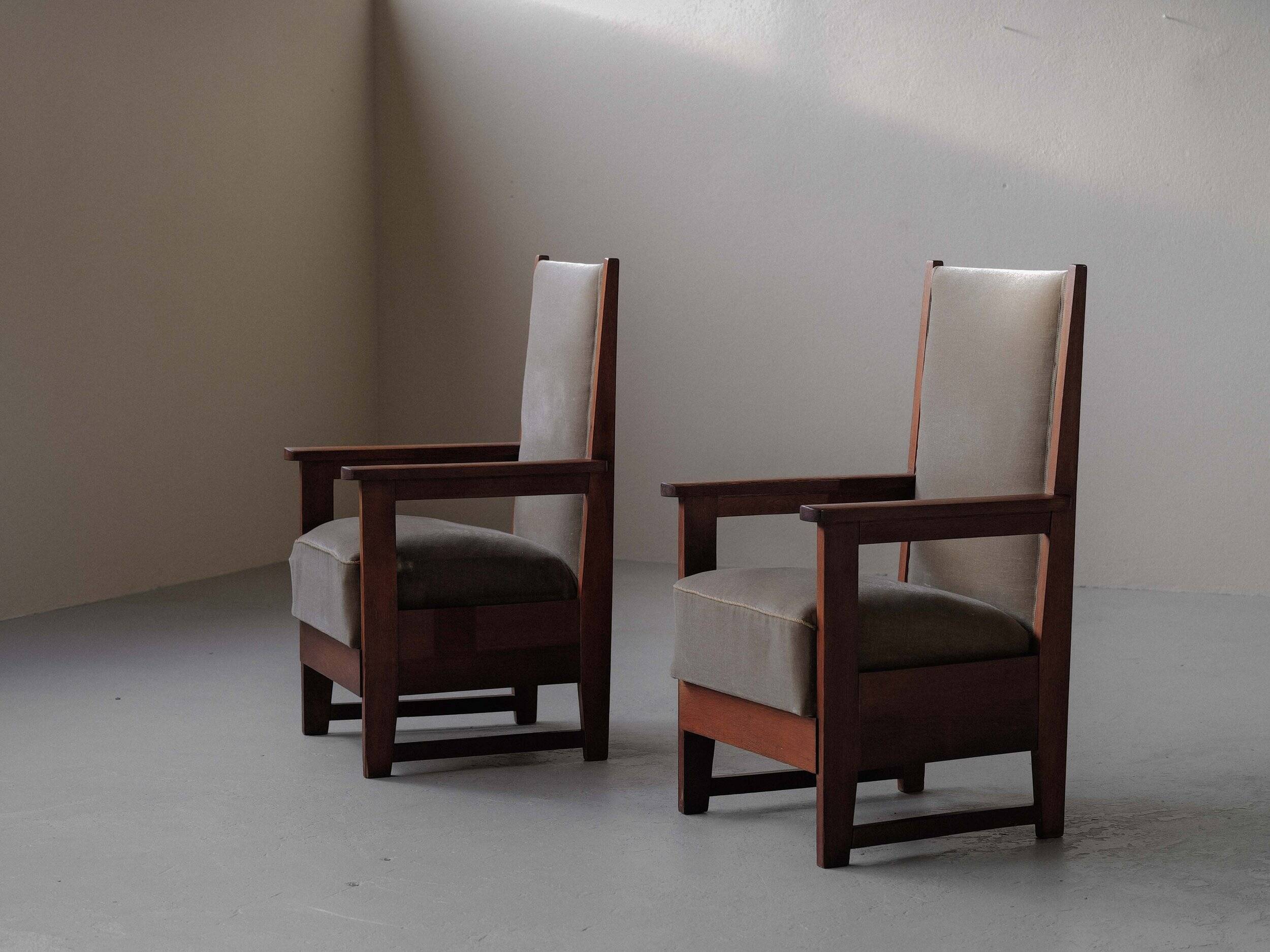 Pair of Art Deco armchairs – Amsterdam School, circa 1930